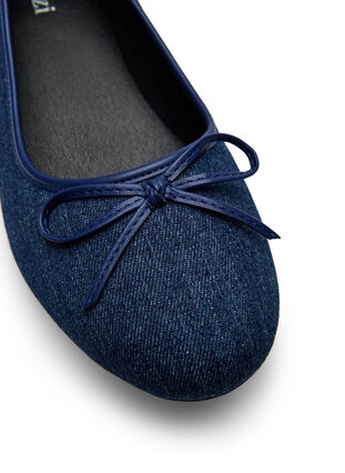 ZizziWide fit - Denim ballerina met strik, Dark Blue Denim, Packshot image number 3