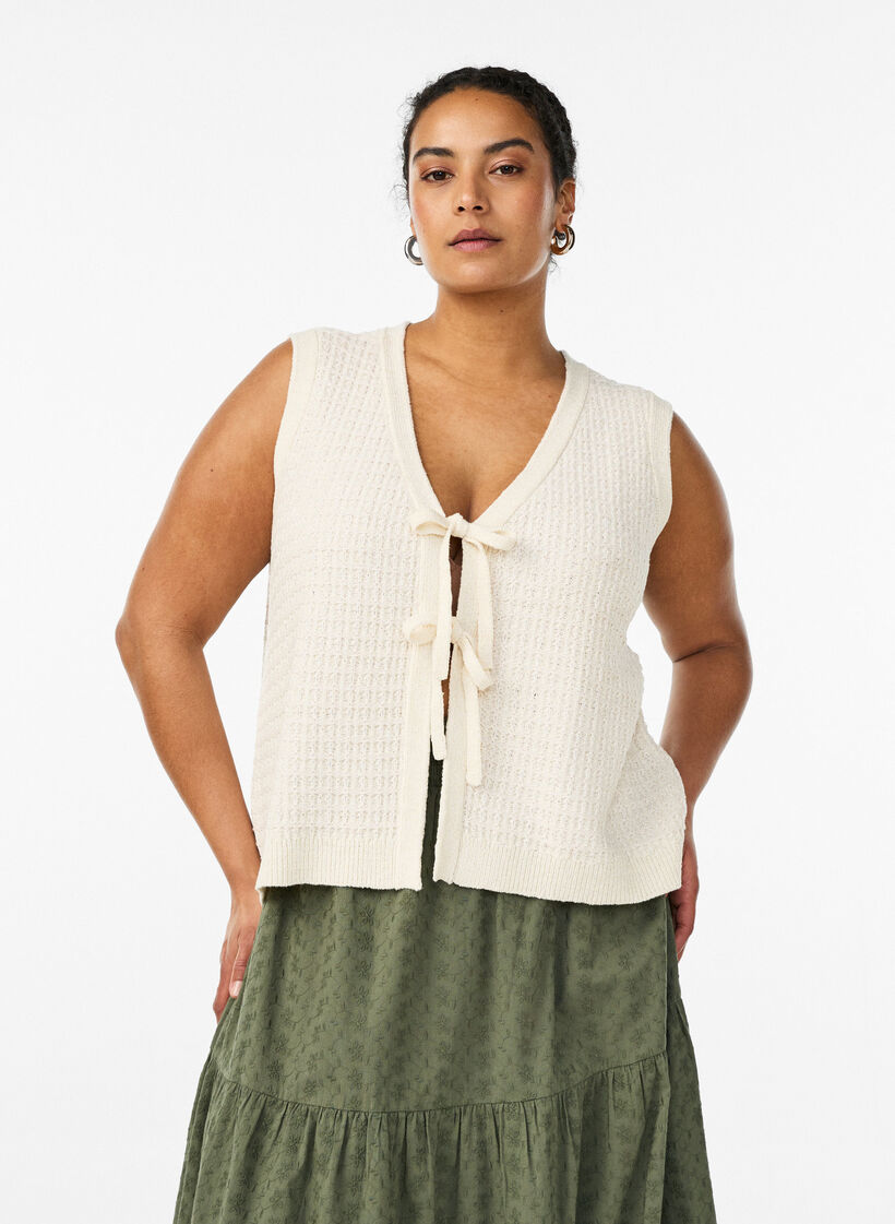 Textuur breisel vest met strikband, Vanille, Model image number 0