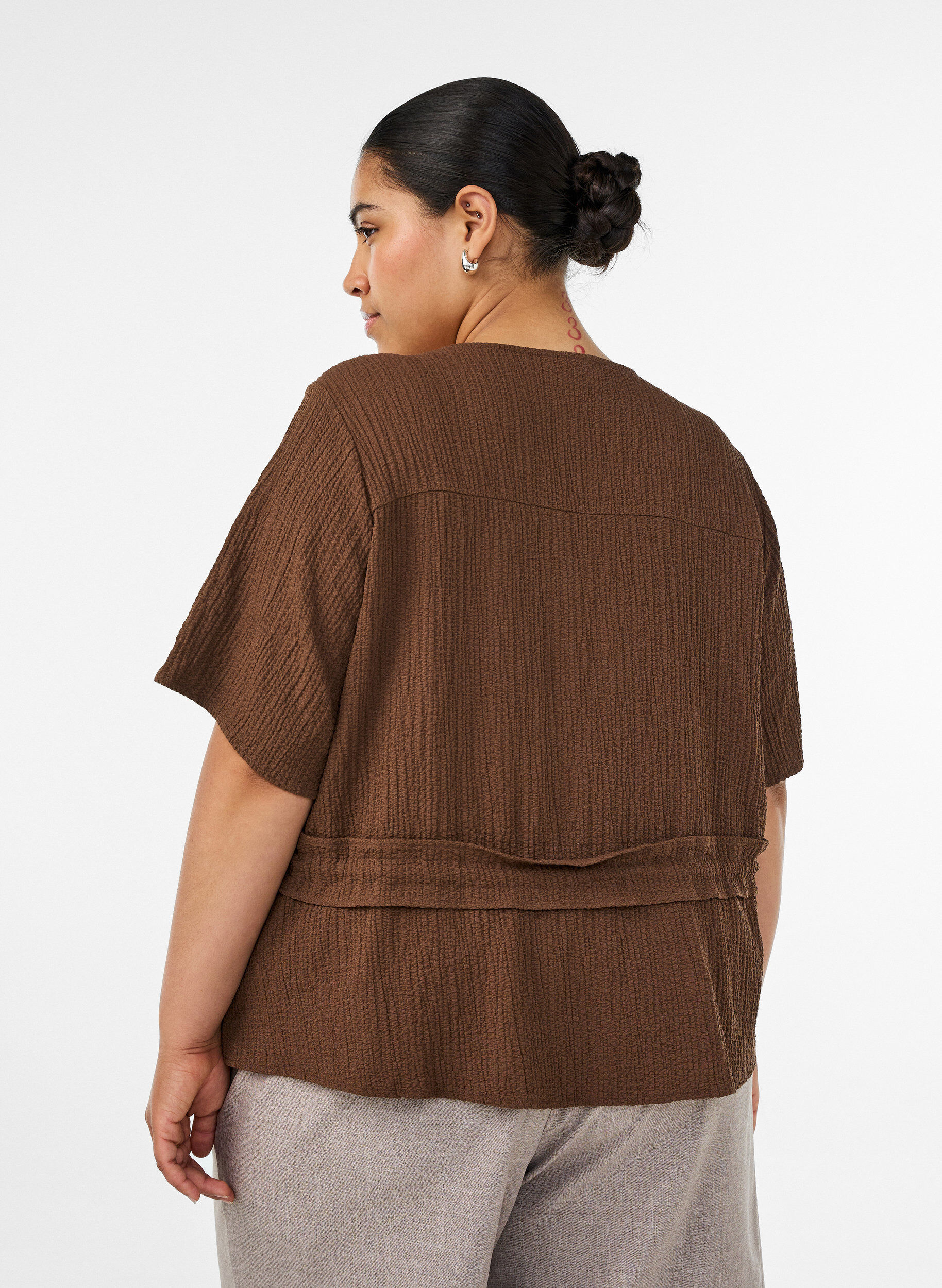 ZizziBlouse met textuur en een strik in de taille, Bruin, Model image number 2
