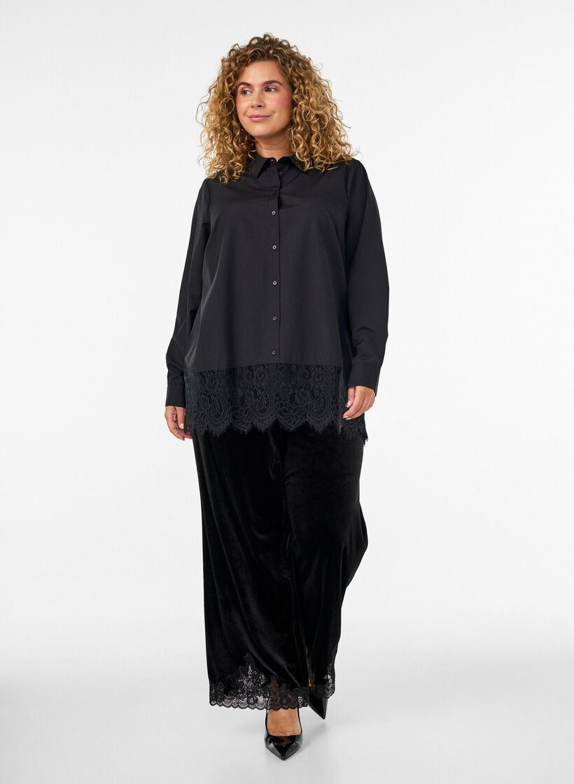 Losse blouse met een brede kanten rand, Zwart, Model image number 1