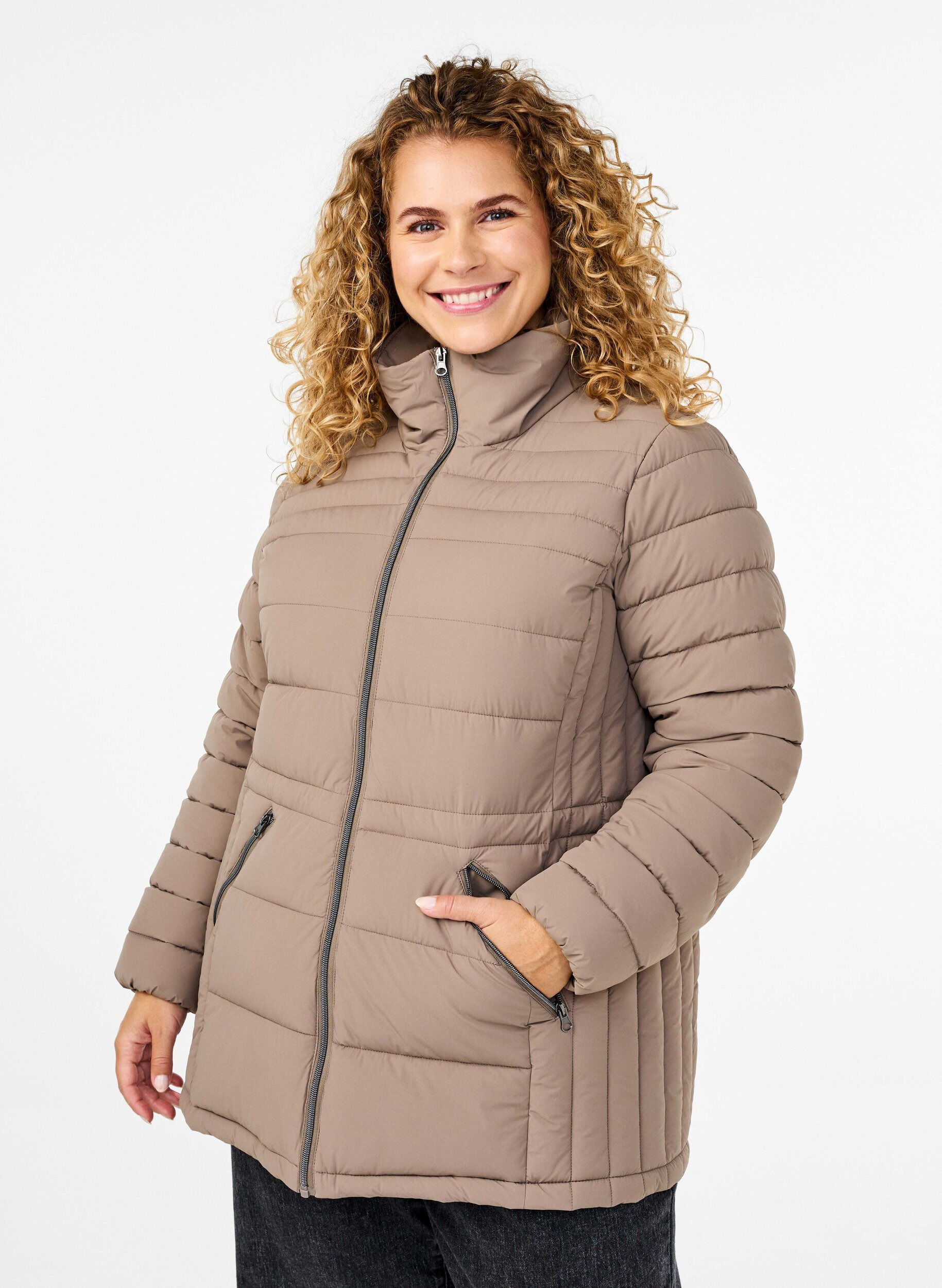 Korte puffer jas met zakken, Beige, Model