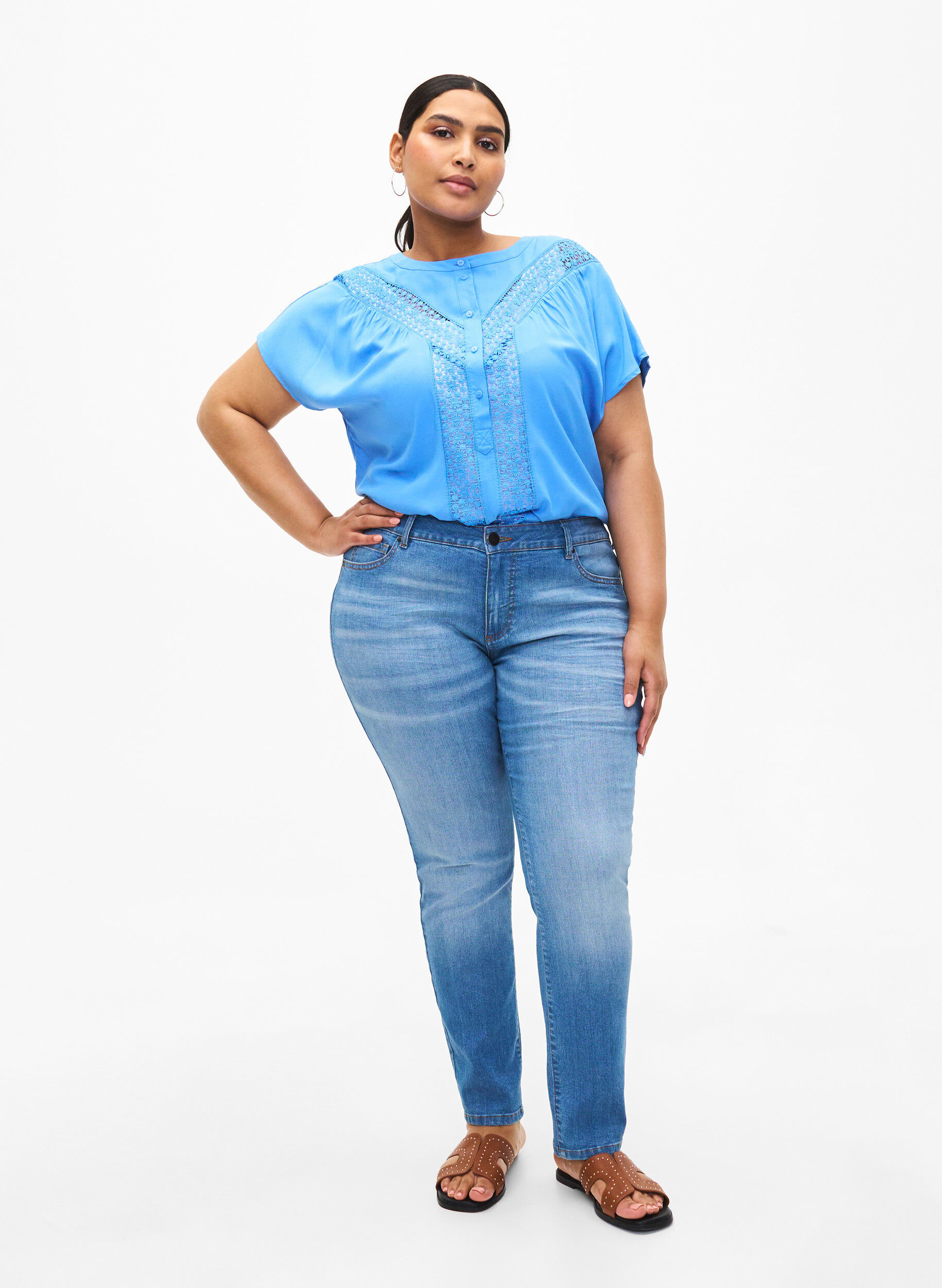 ZizziViscose blouse met kanten afwerking, Marina, Model image number 2