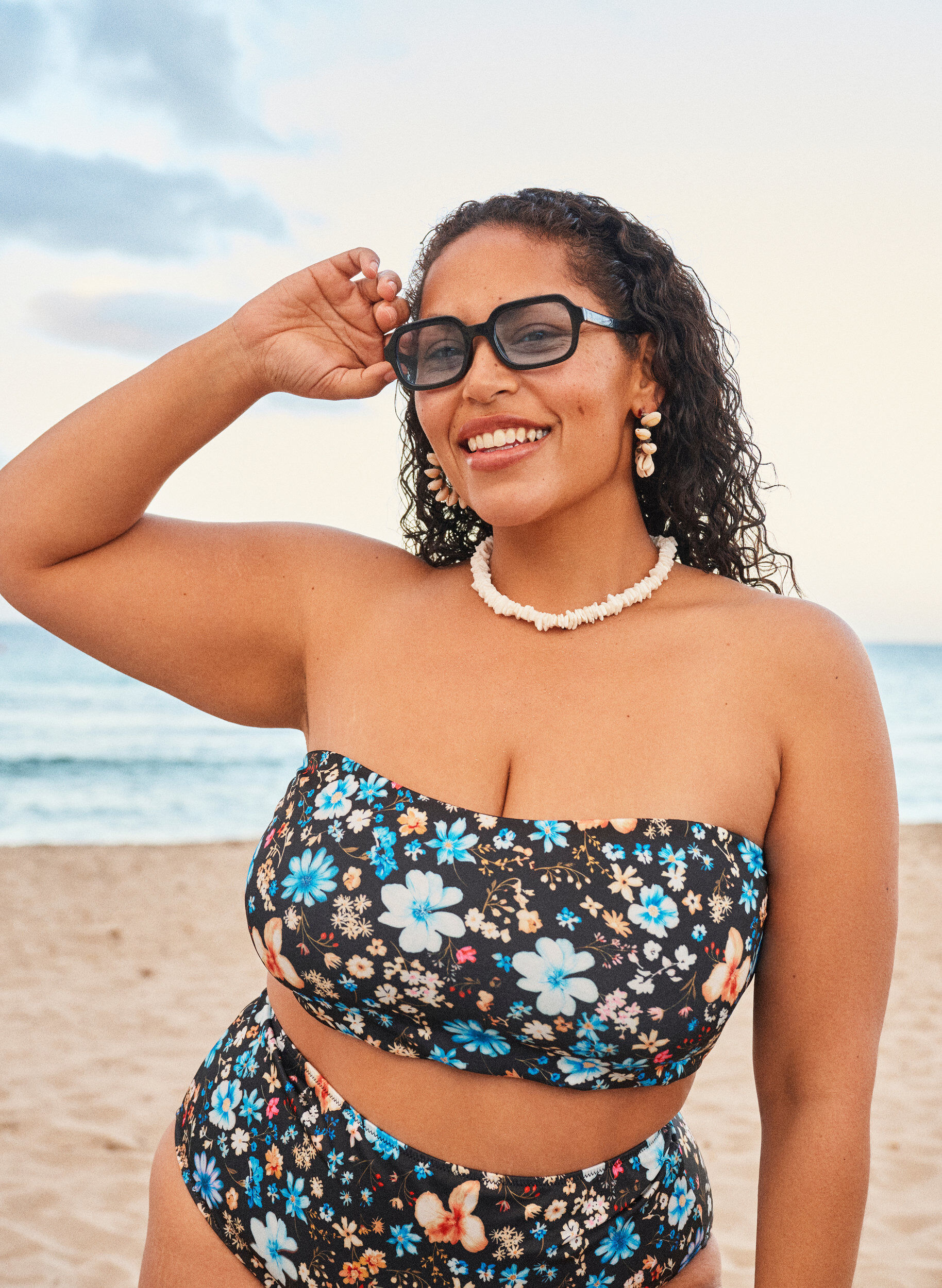 Haut de bikini bandeau &agrave; imprim&eacute; floral