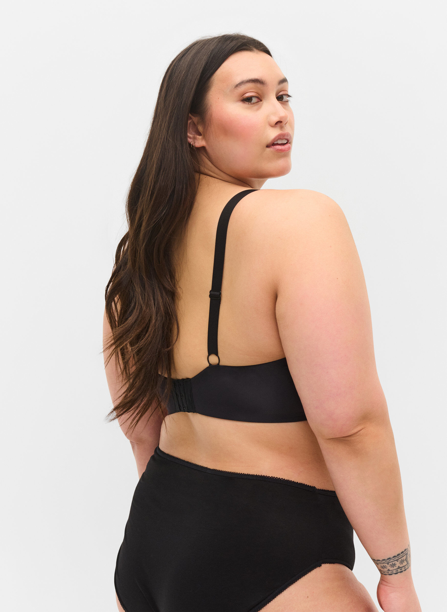 ZizziBh met gewatteerde cups, Zwart, Model image number 1