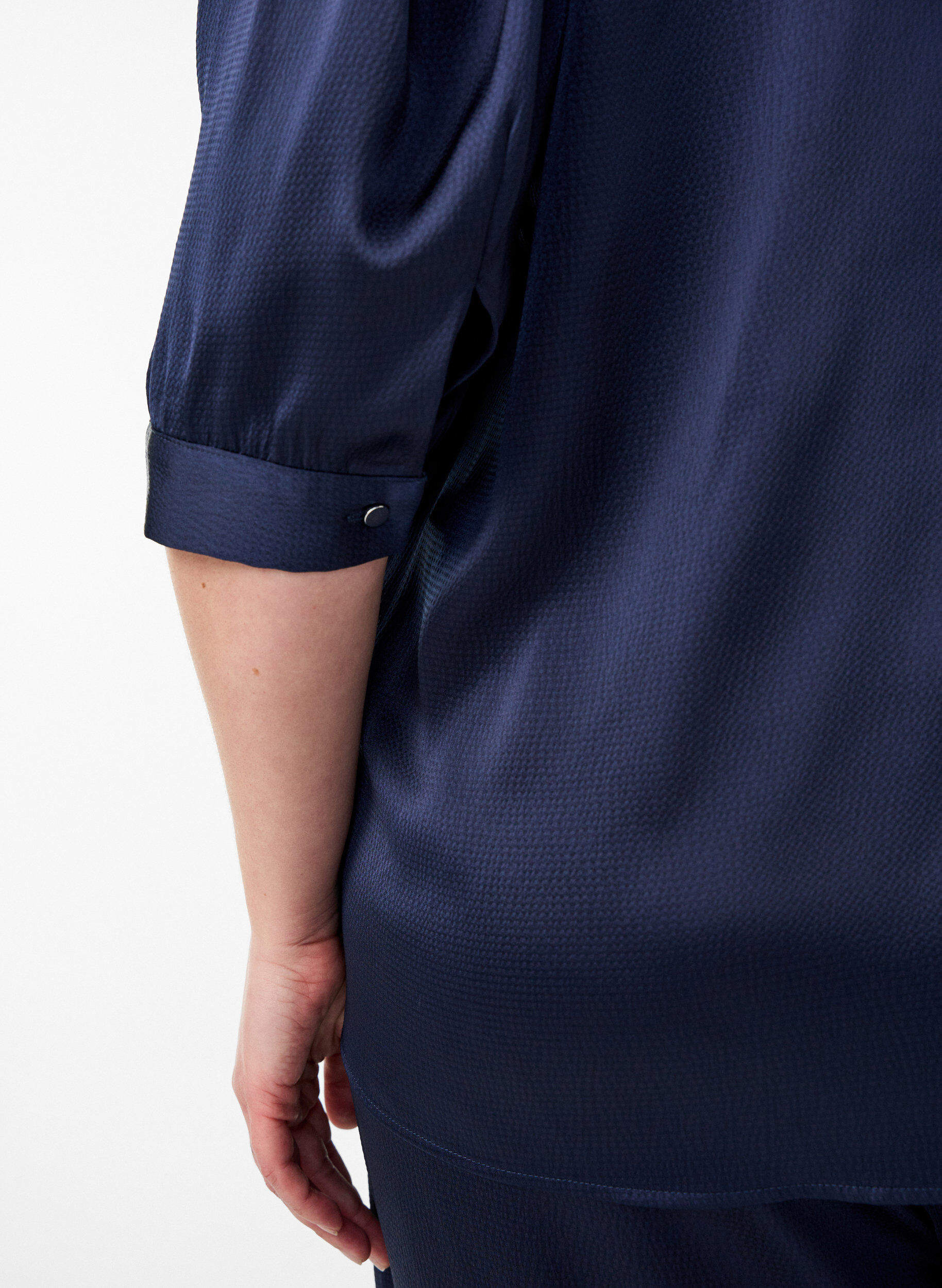 ZizziBlouse met satinlook, 1/2-mouwen en rucheskraag, Blauw, Model image number 3