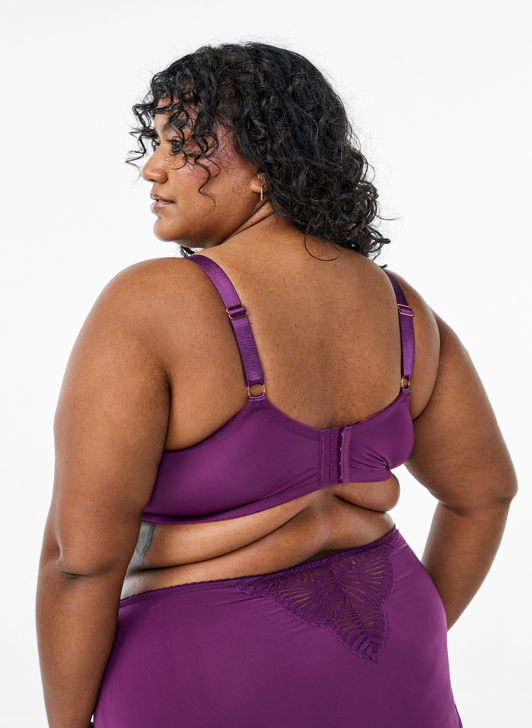 ZizziVoorgevormde beha met detail van kant, Donker Bordeaux, Model image number 2