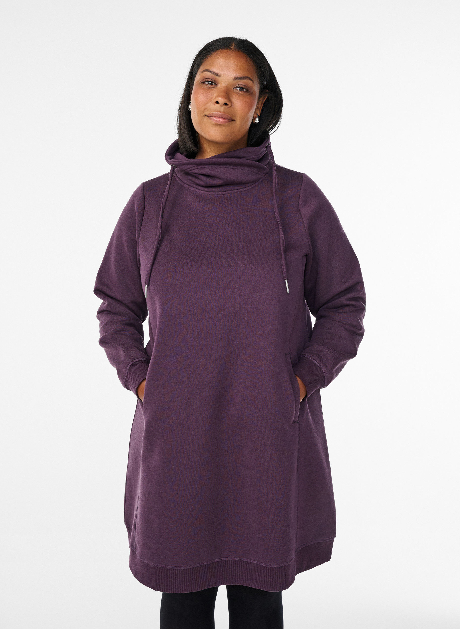 Kort sweatshirt jurk met hoge kraag en zakken, Paars, Model