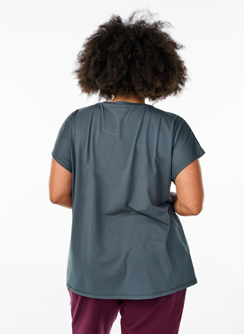 Effen gekleurd trainingsshirt, Groen, Model