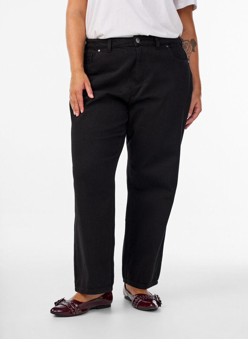 Losse jeans met gekorte lengte, Black Washed, Model