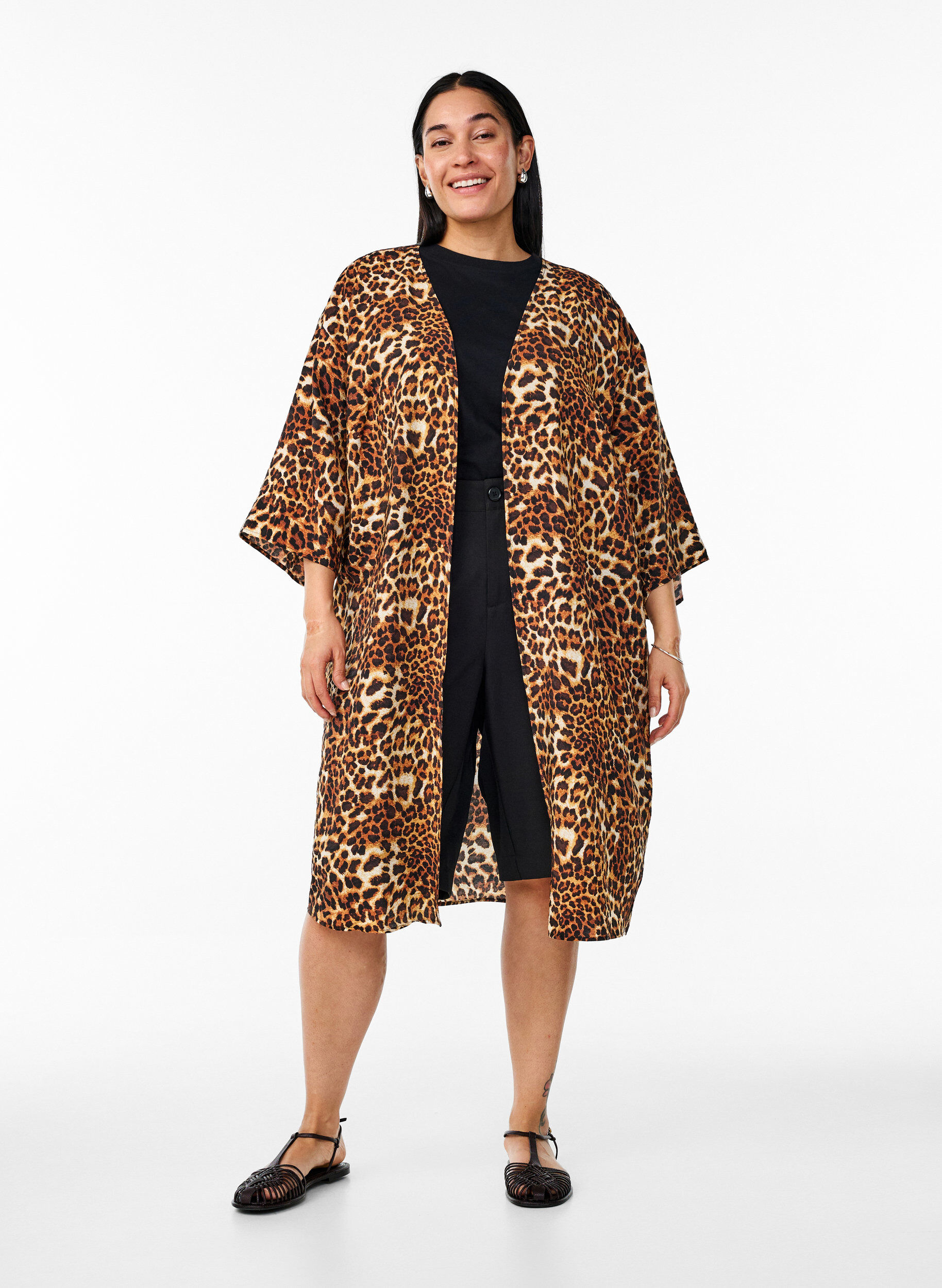 Zizzi Kimono en viscose avec manches 3/4, Marron, Model image number 1