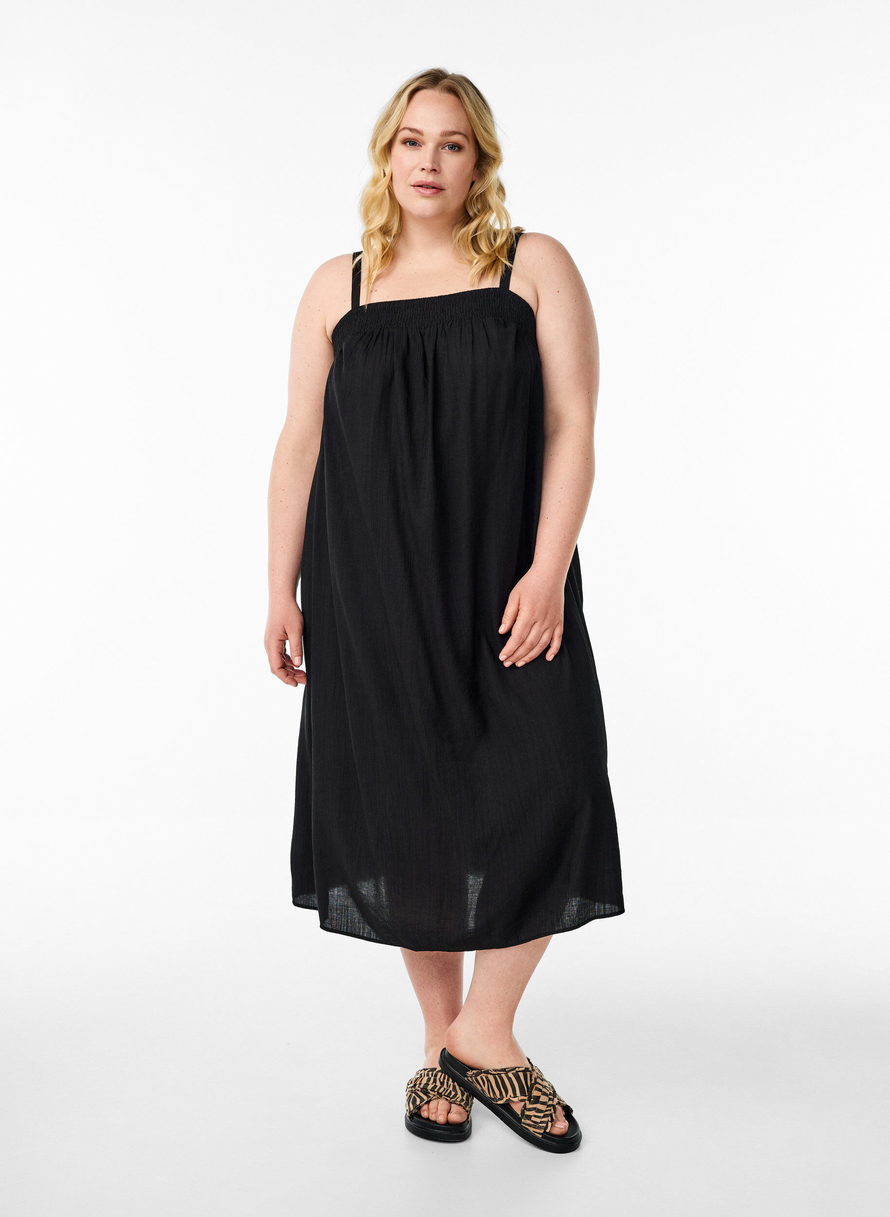 Midi slip jurk van viscose, Zwart, Model
