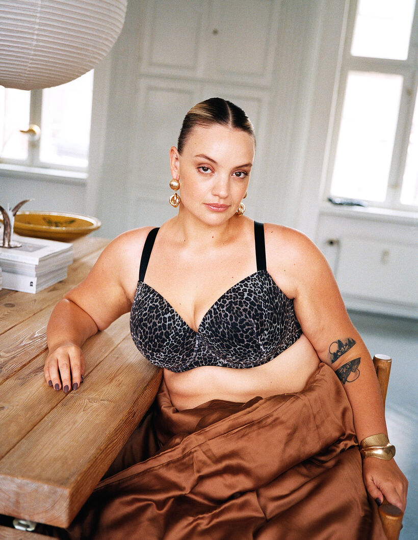 BH in leopardprint , , Model