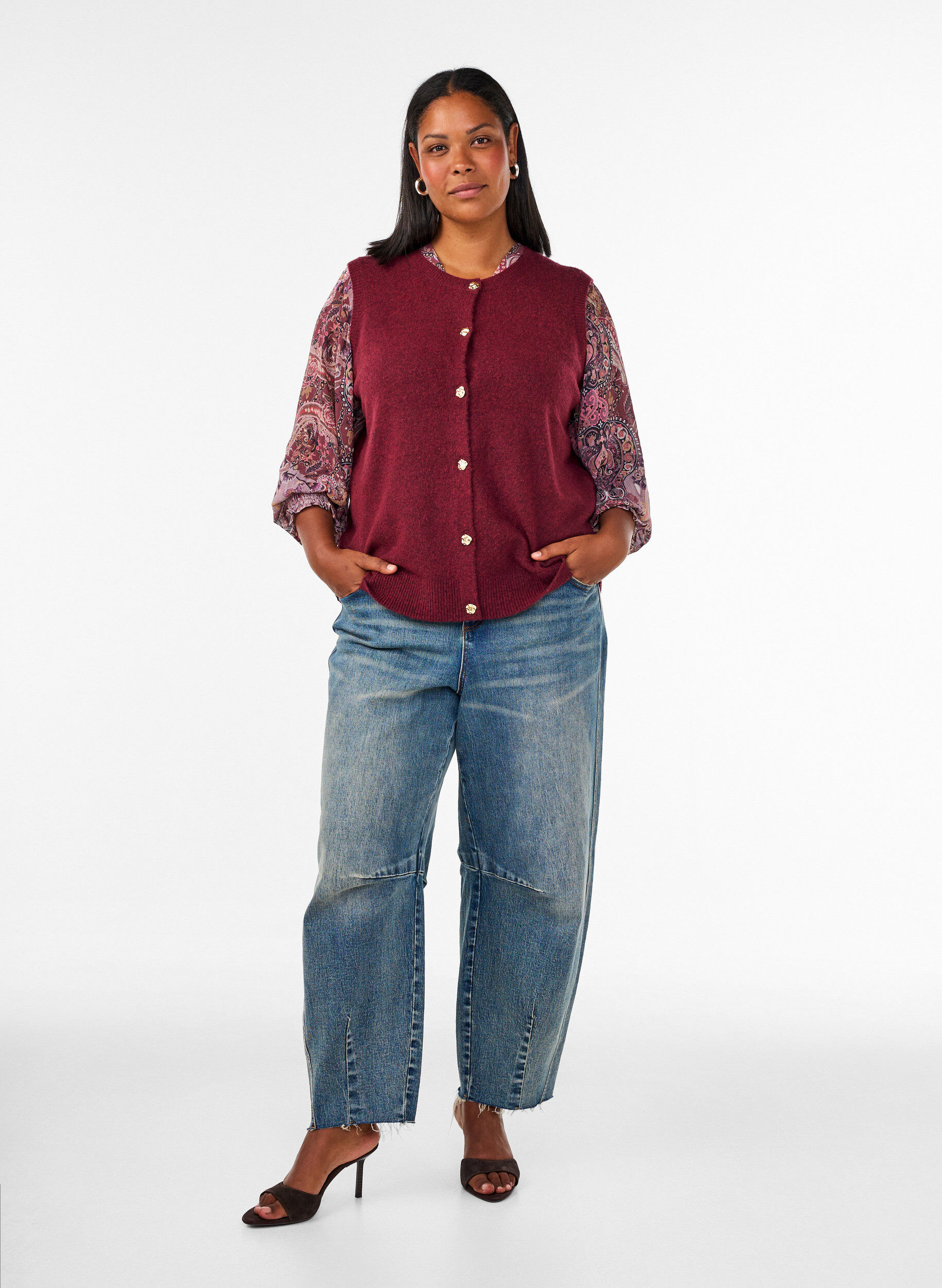 ZizziGebreide vest met decoratieve knopen, Donker Bordeaux, Model image number 1