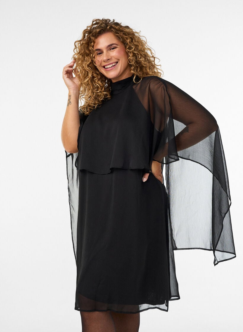 Chiffon jurk tot op de knie met doorschijnende cape, Zwart, Model image number 3