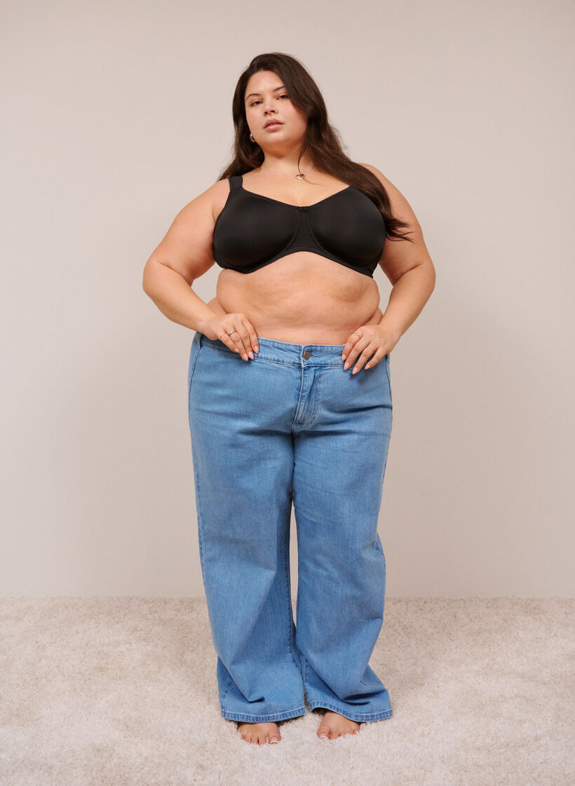 Comfort beha met beugel en voorgevormde cups, Zwart, Image image number 0