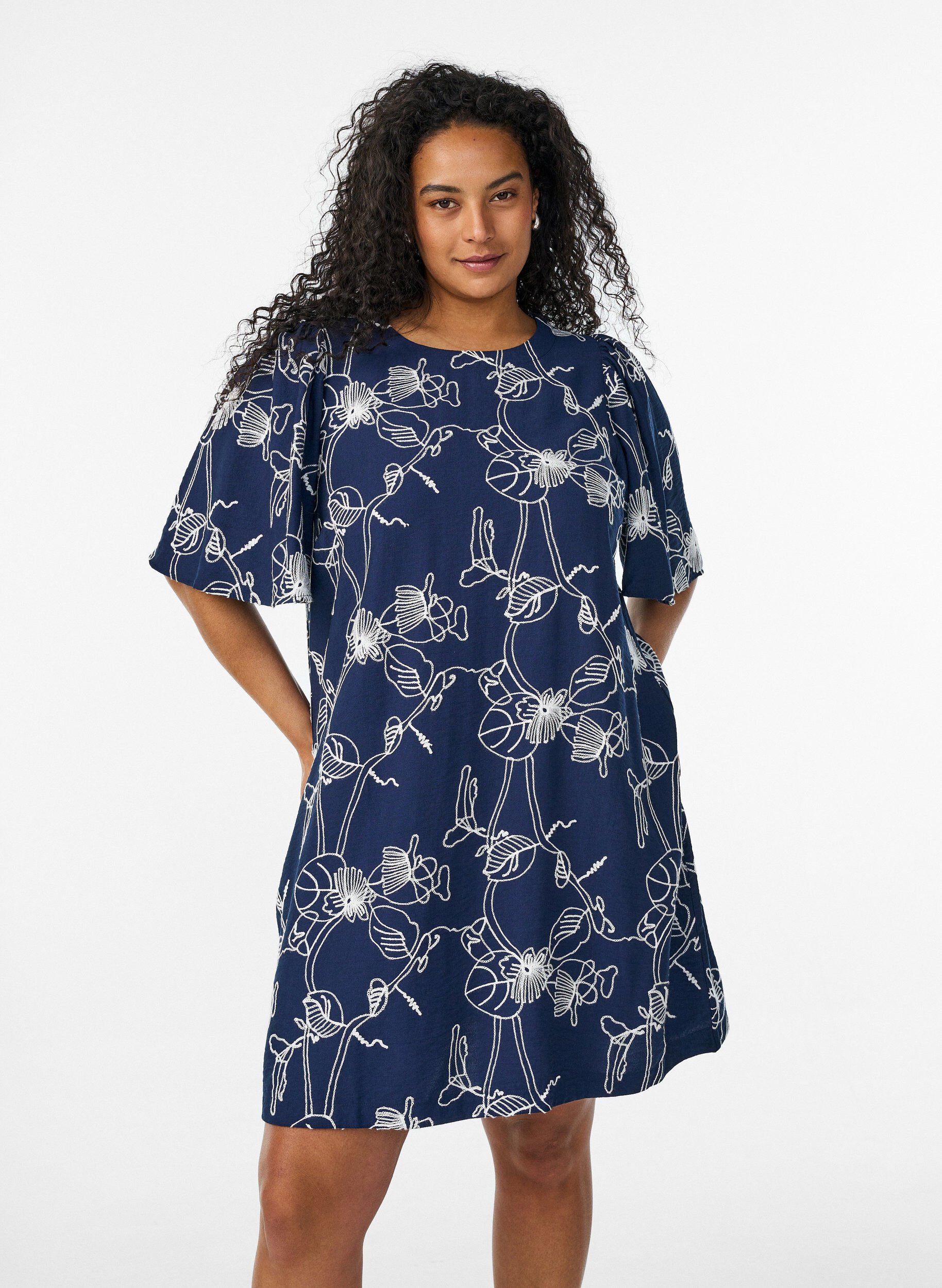 Korte A-lijn jurk met geborduurd patroon, Blauw, Model