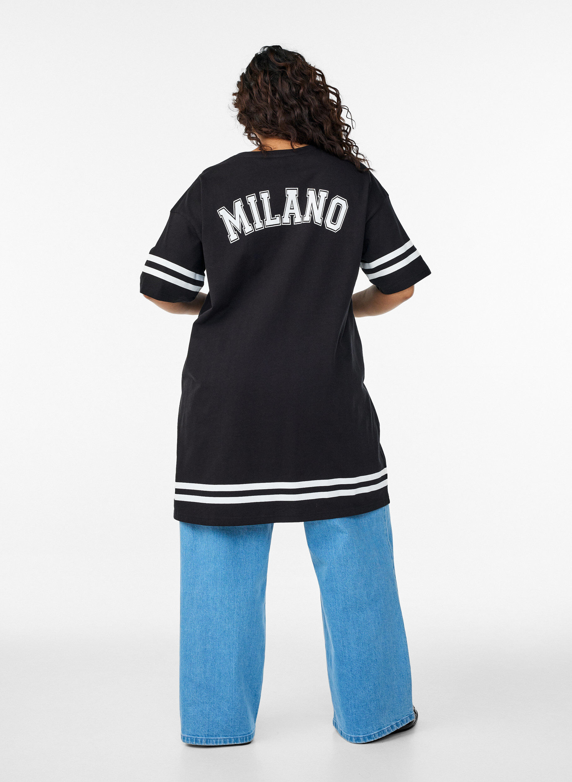 ZizziKort T-shirtjurkje met sportieve details, Zwart, Model image number 2