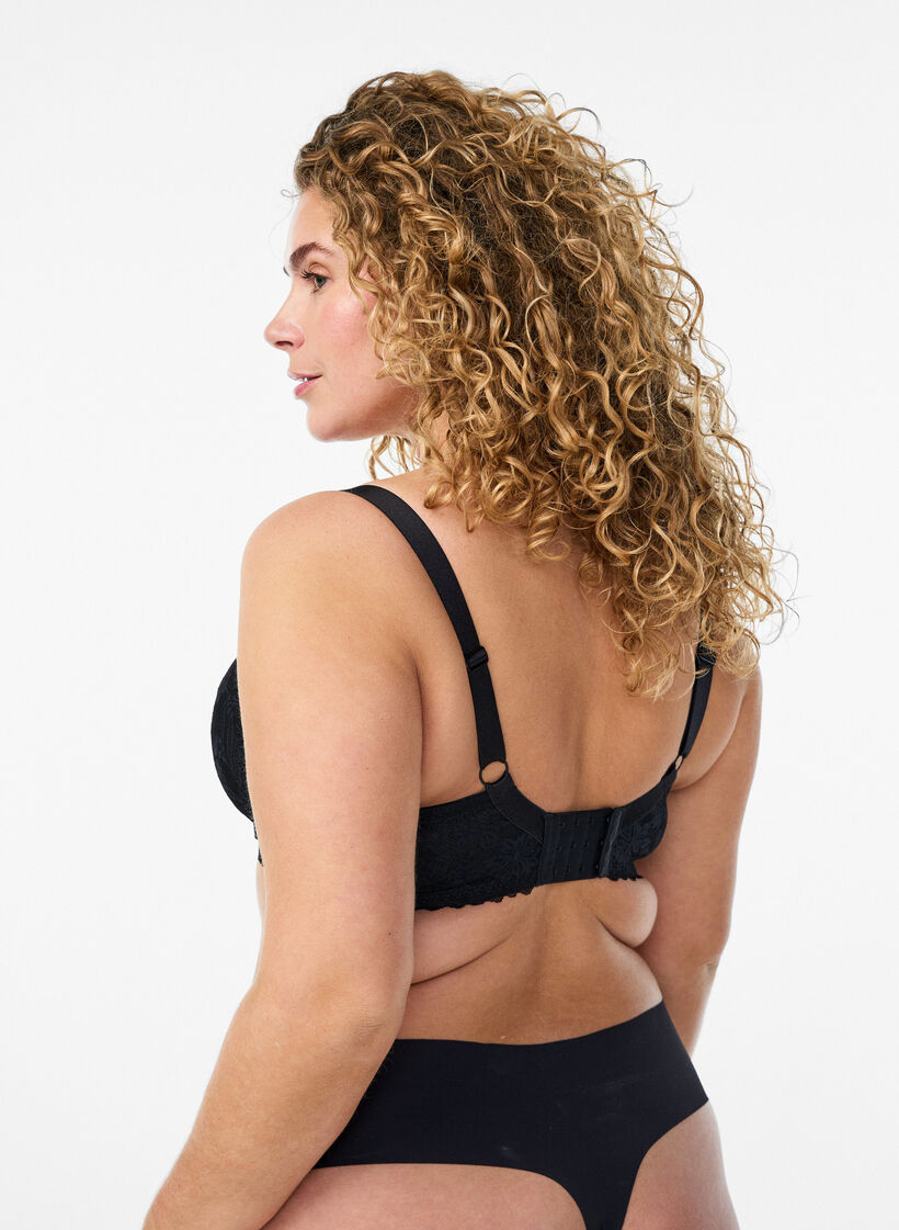 Gewatteerde beha met kant, Zwart, Model image number 2