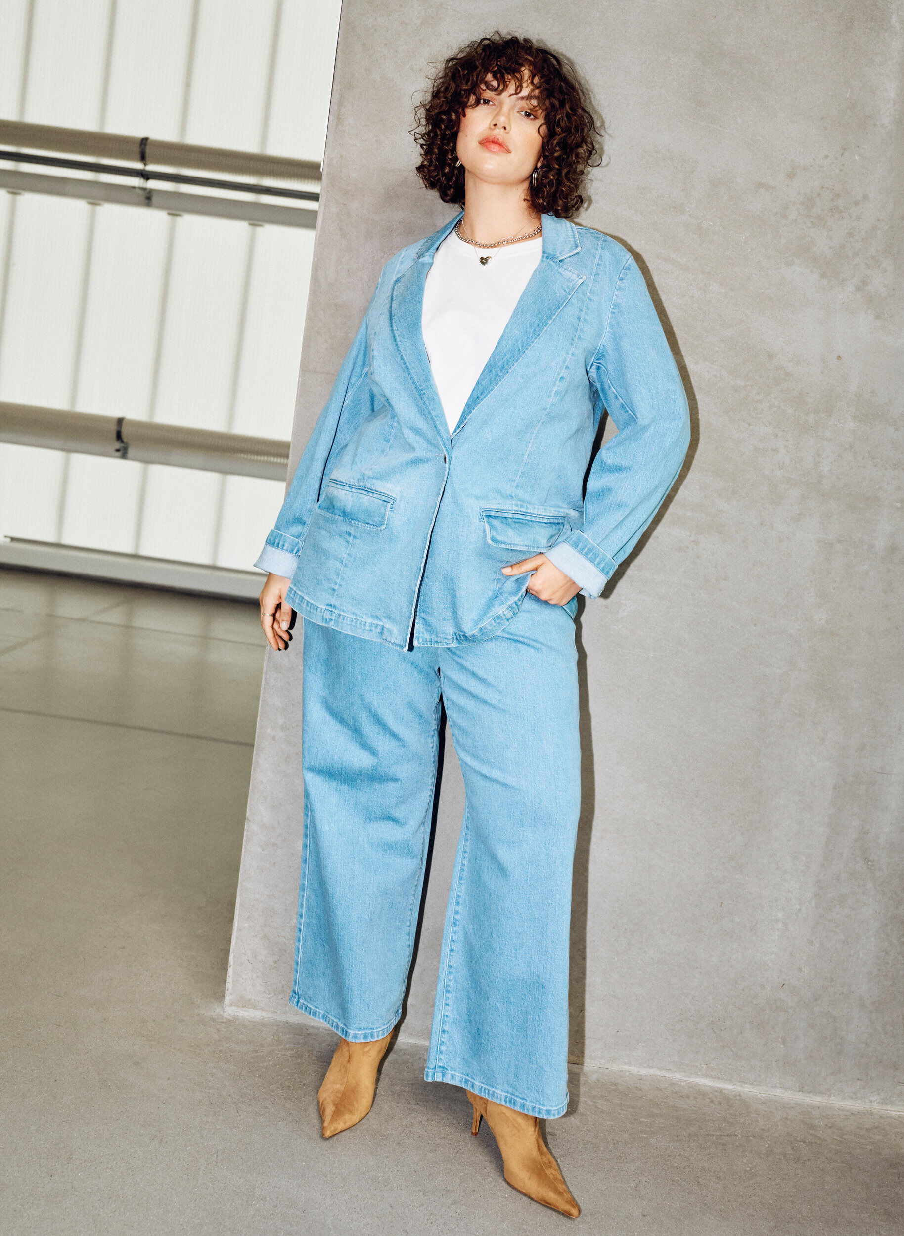 ZizziHigh waist wijde pijpen jeans, Blauw, Image image number 0