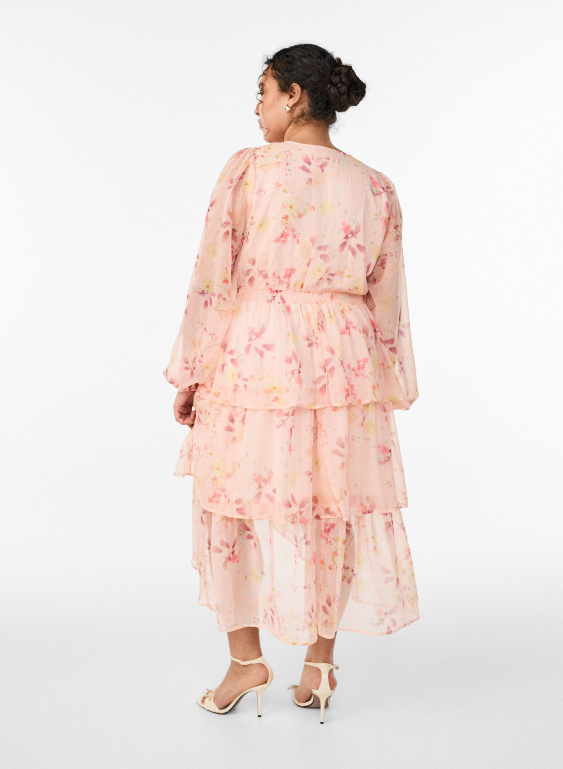 ZizziBloemen midijurk in chiffon met een gesmokte taille, Oranje, Model image number 1