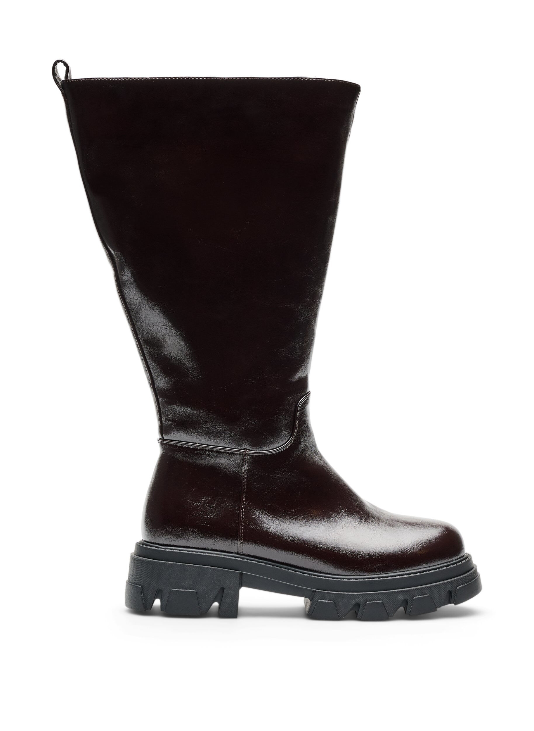 Lange laars met een licht gebarsten look