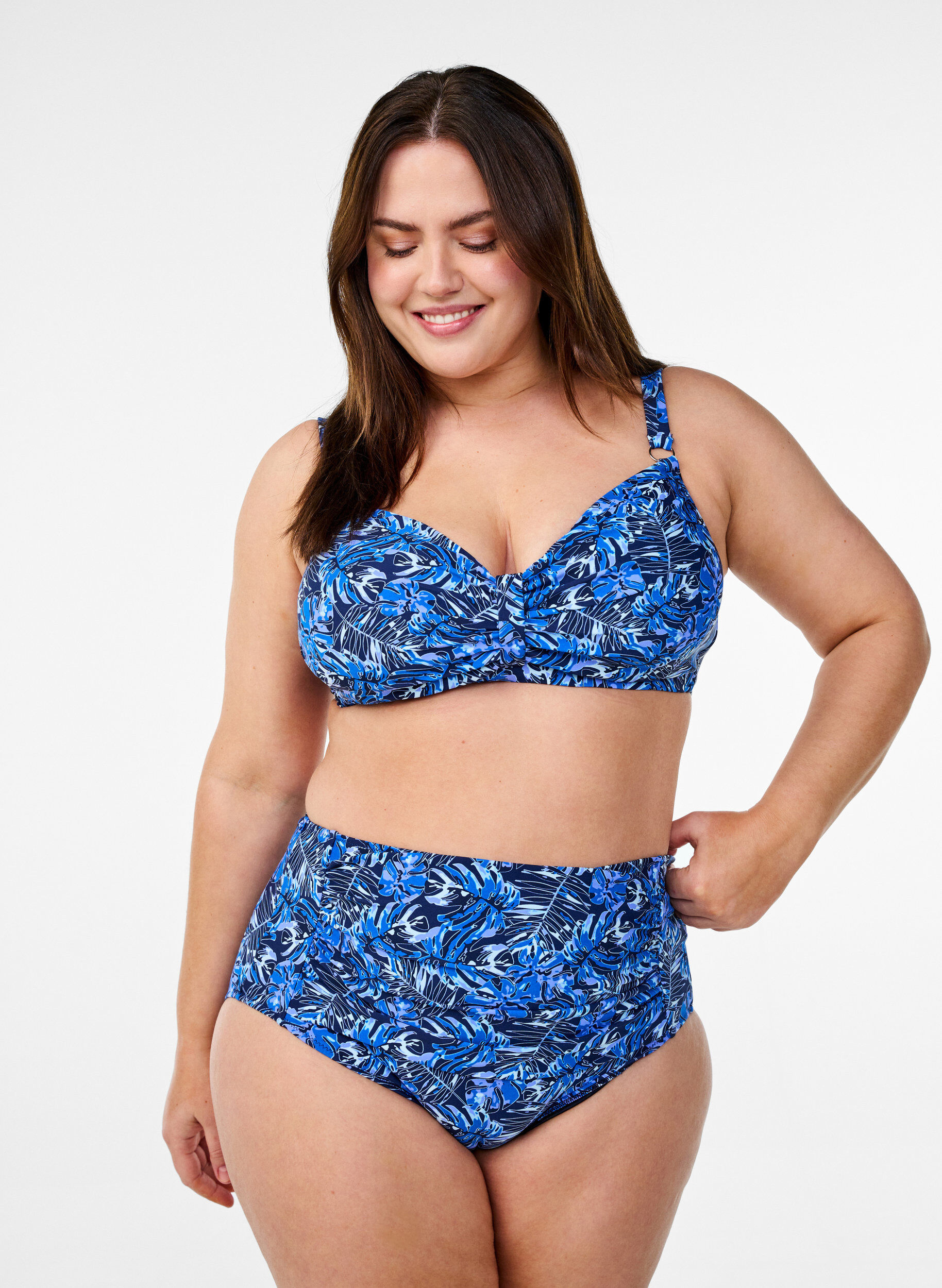 ZizziHoge taille bikinibroekjes met patroon, Blauw, Model image number 0