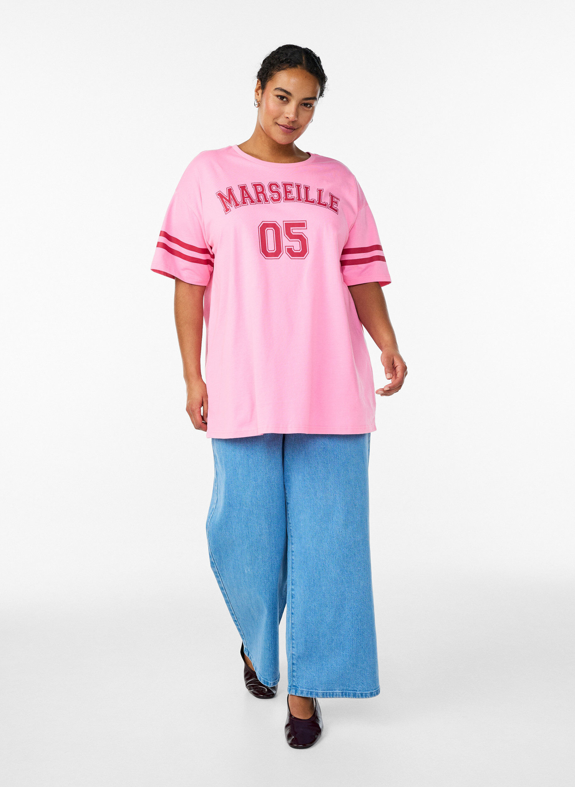ZizziSportief oversized college T-shirt, Roze, Model image number 1