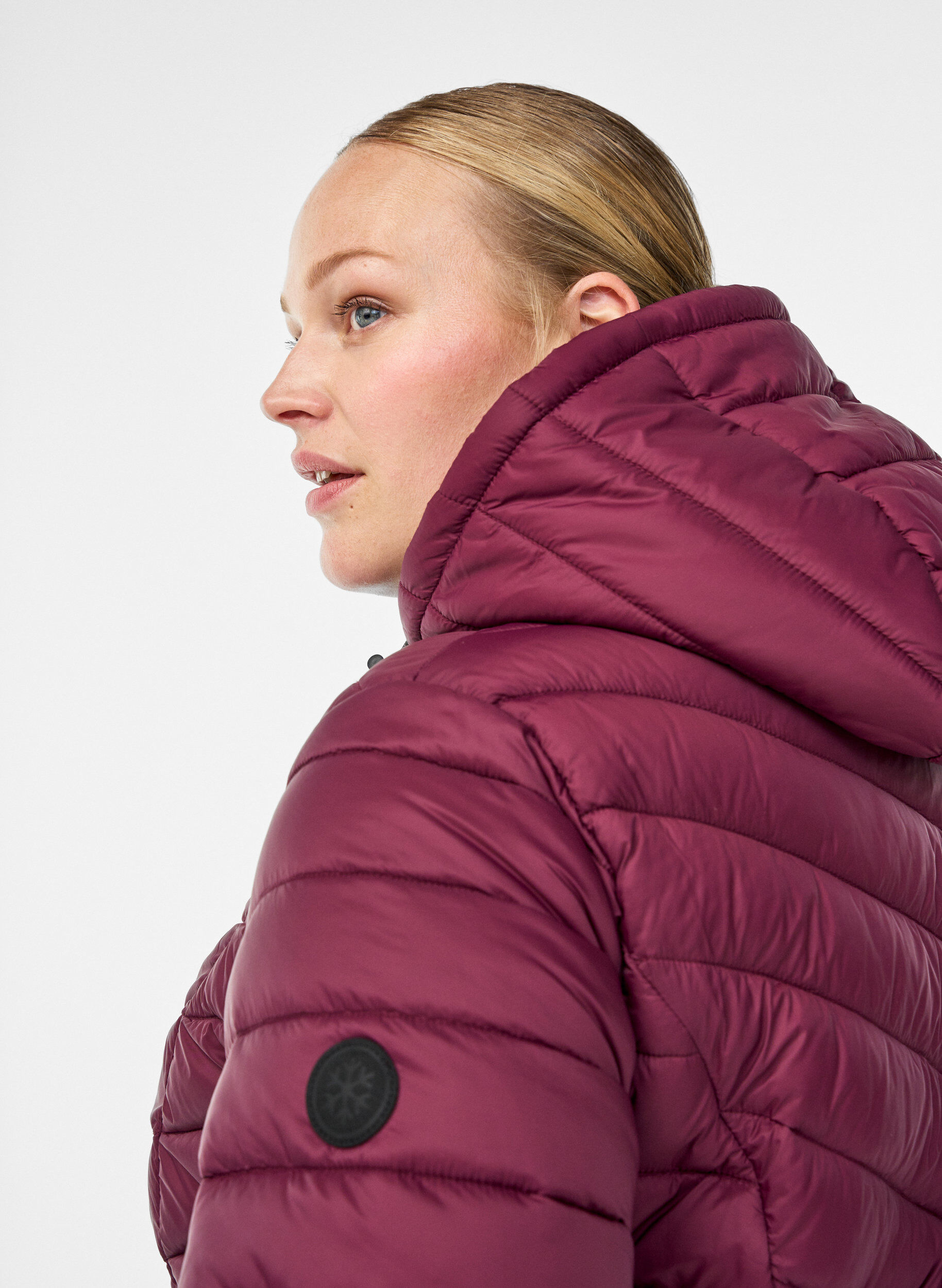 ZizziLichtgewicht jas met capuchon, Donker Bordeaux, Model image number 3