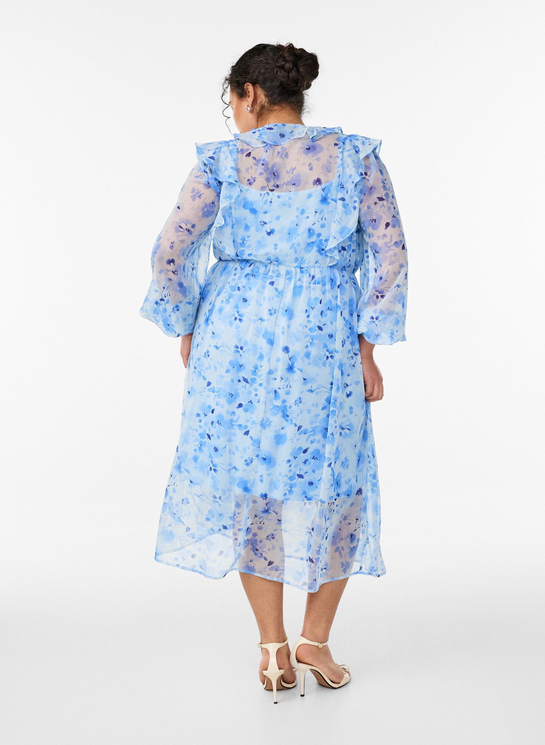 ZizziChiffonjurk met bloemenprint, ruches en lange mouwen, Blauw, Model image number 1