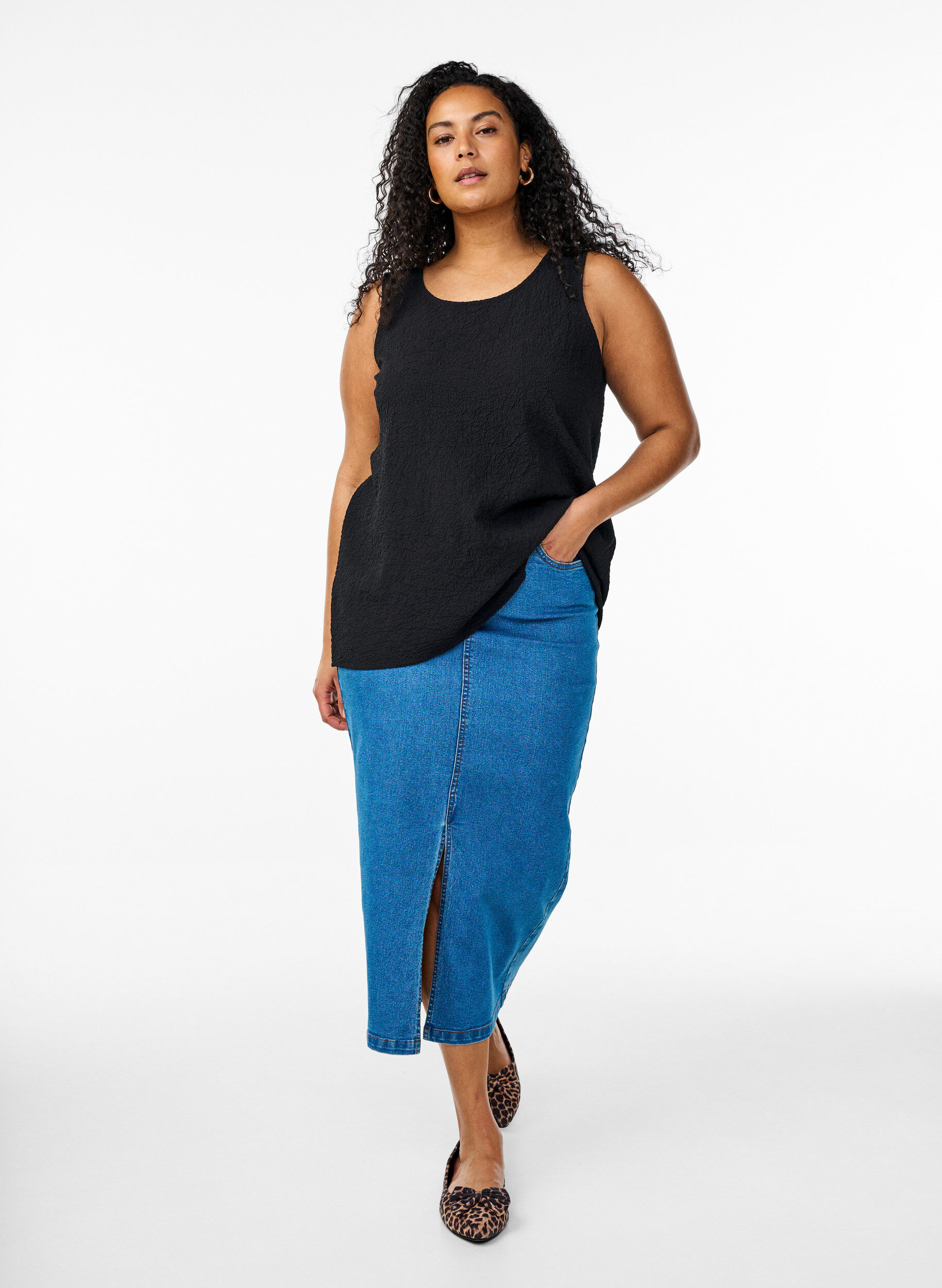 ZizziMouwloze top met textuur, Zwart, Model image number 1