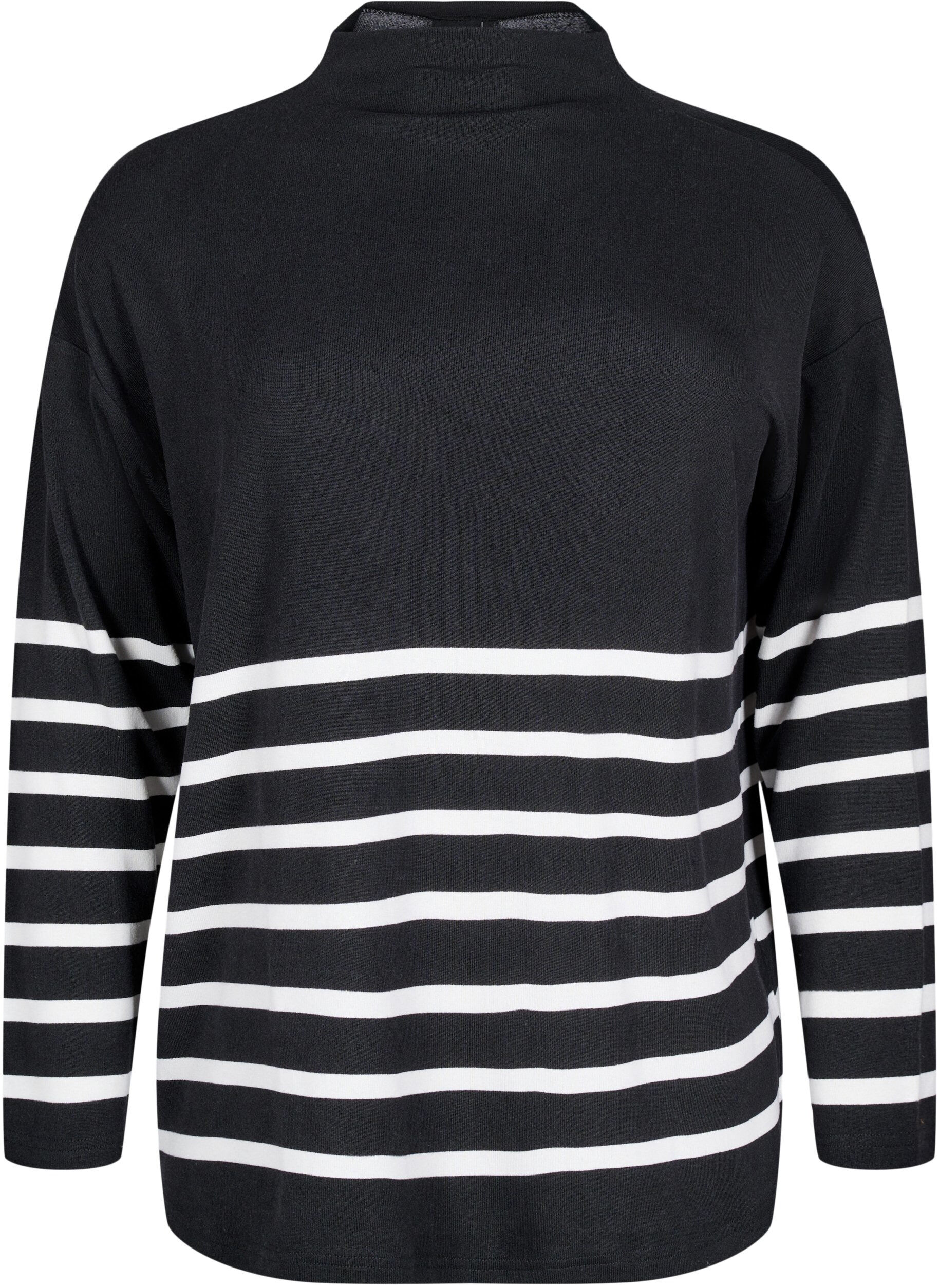 Blouse met een hoge hals en lange mouwen