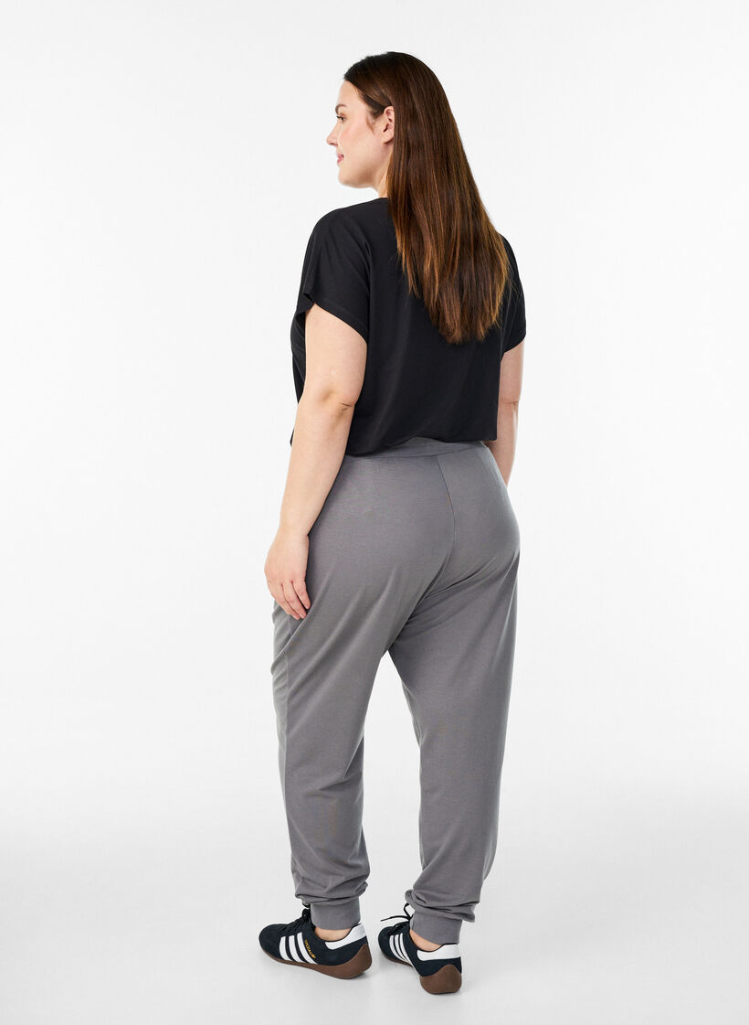 Pantalon de surv&ecirc;tement ample avec poches, Gris, Model image number 2