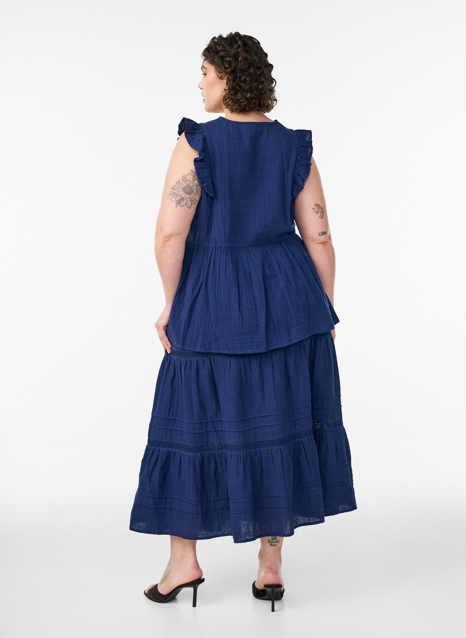 ZizziA-line midi skirt in cotton muslin with crochet band, Blauw, Model image number 1