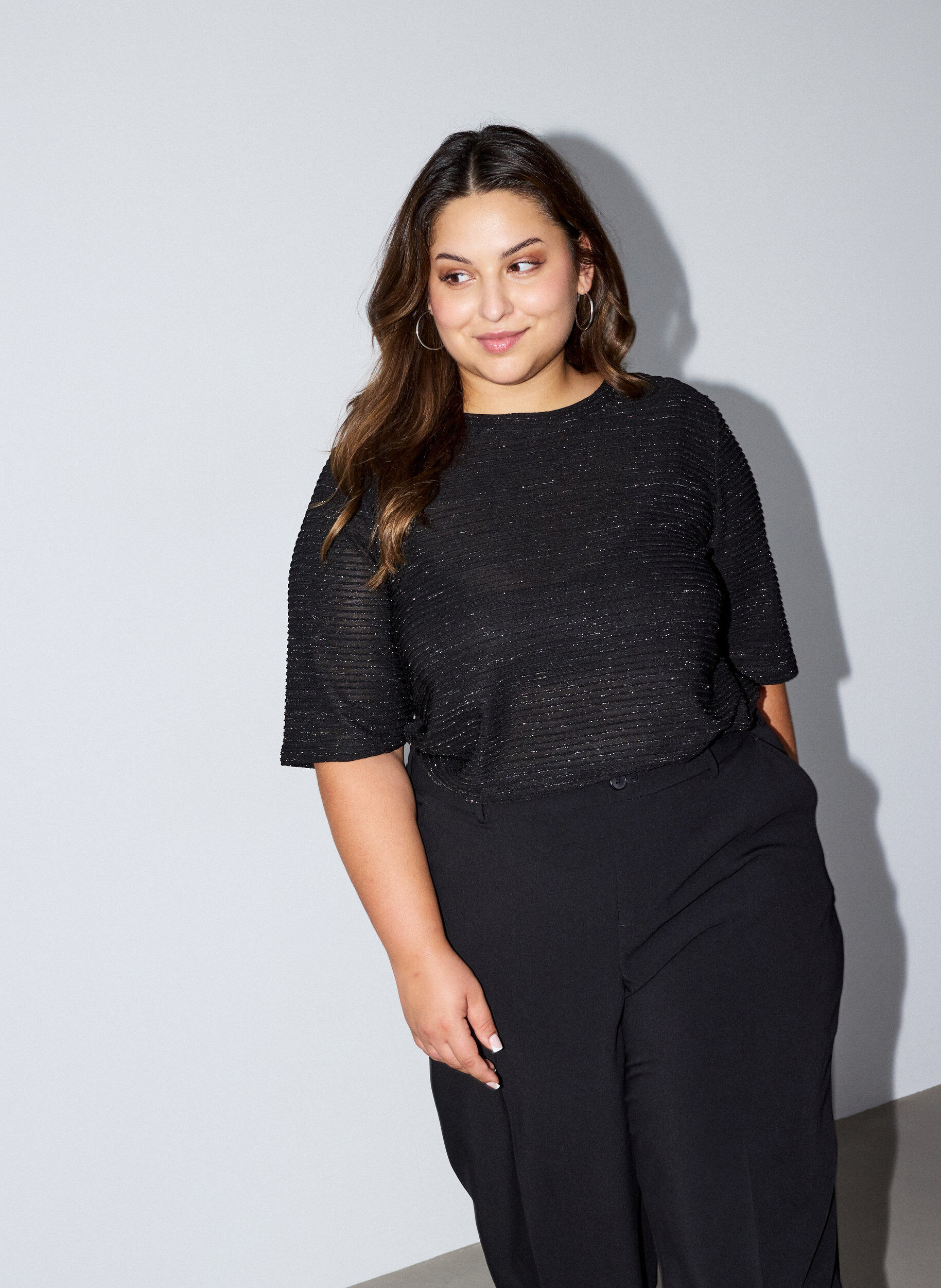 Blouse met structuur en glitter, Zwart, Model