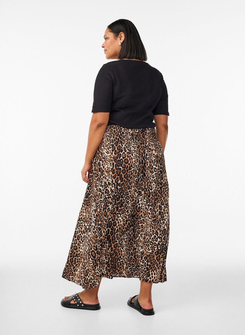 Maxi rok in viscose met smokwerk, Bruin, Model image number 1