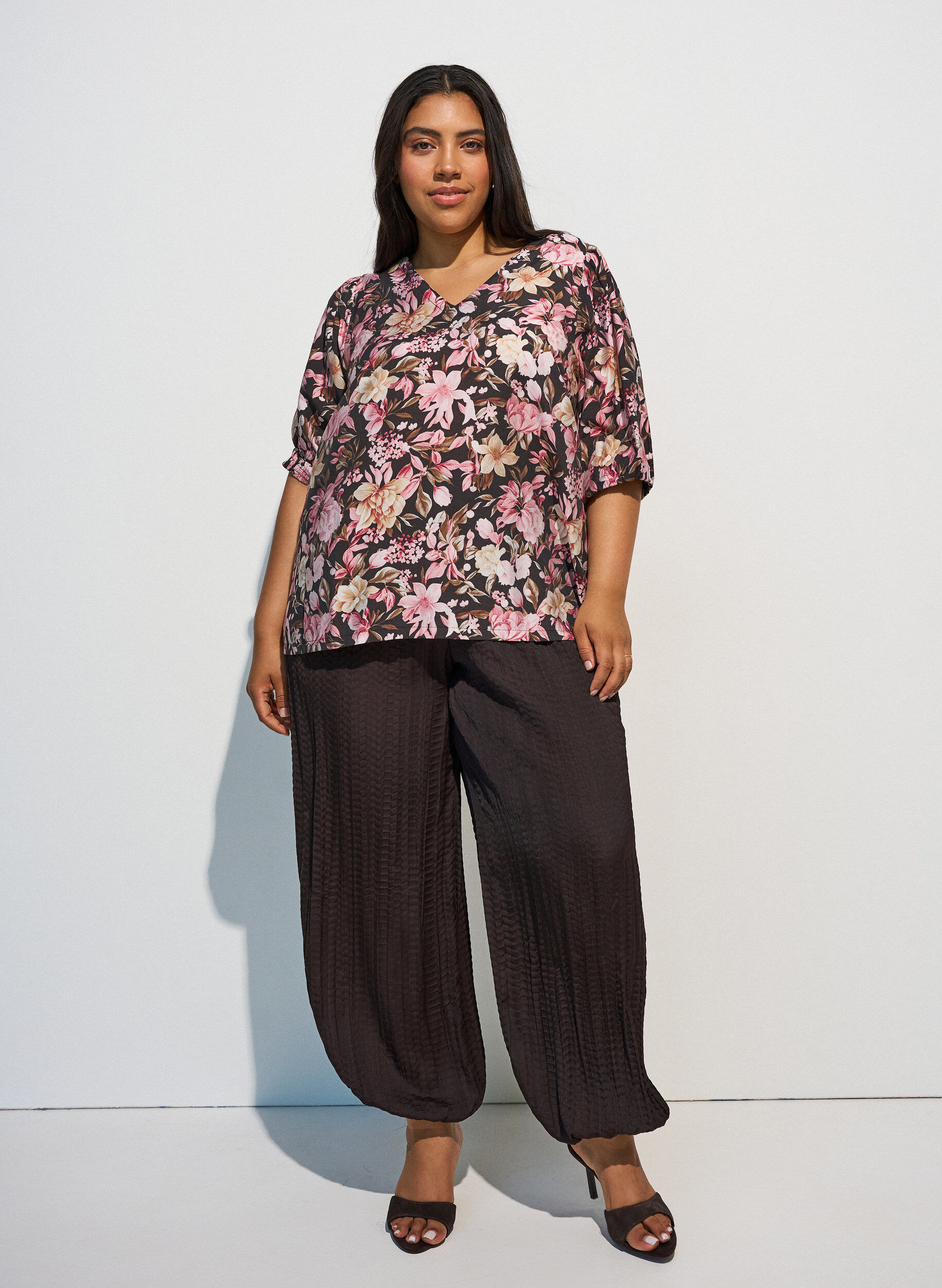 ZizziViscose blouse met V-hals, Roze, Model image number 1