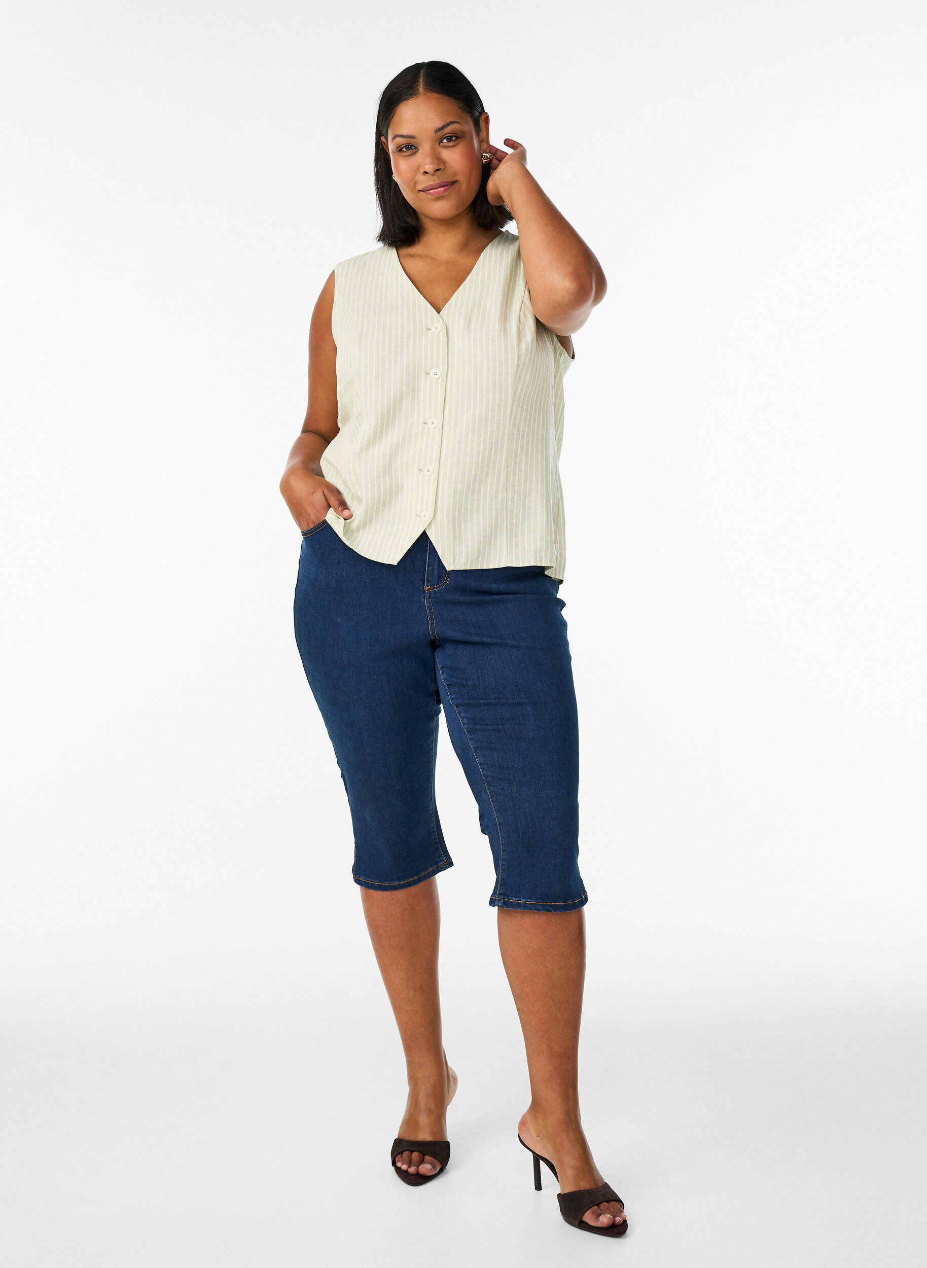 ZizziGestreepte vest in linnen en viscose, Groen, Model image number 1