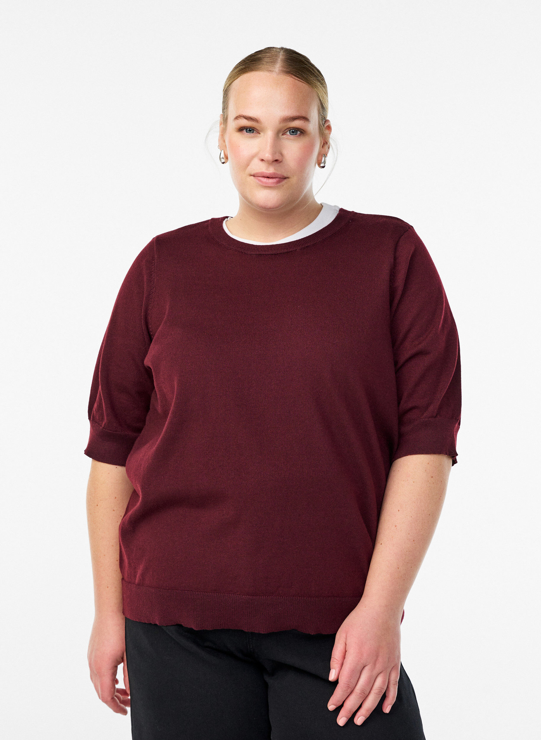 Fijngebreide blouse met korte mouwen, Rood, Model