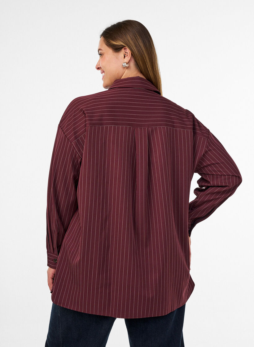 Gestreept overhemd met borstzakken, Rood, Model image number 2