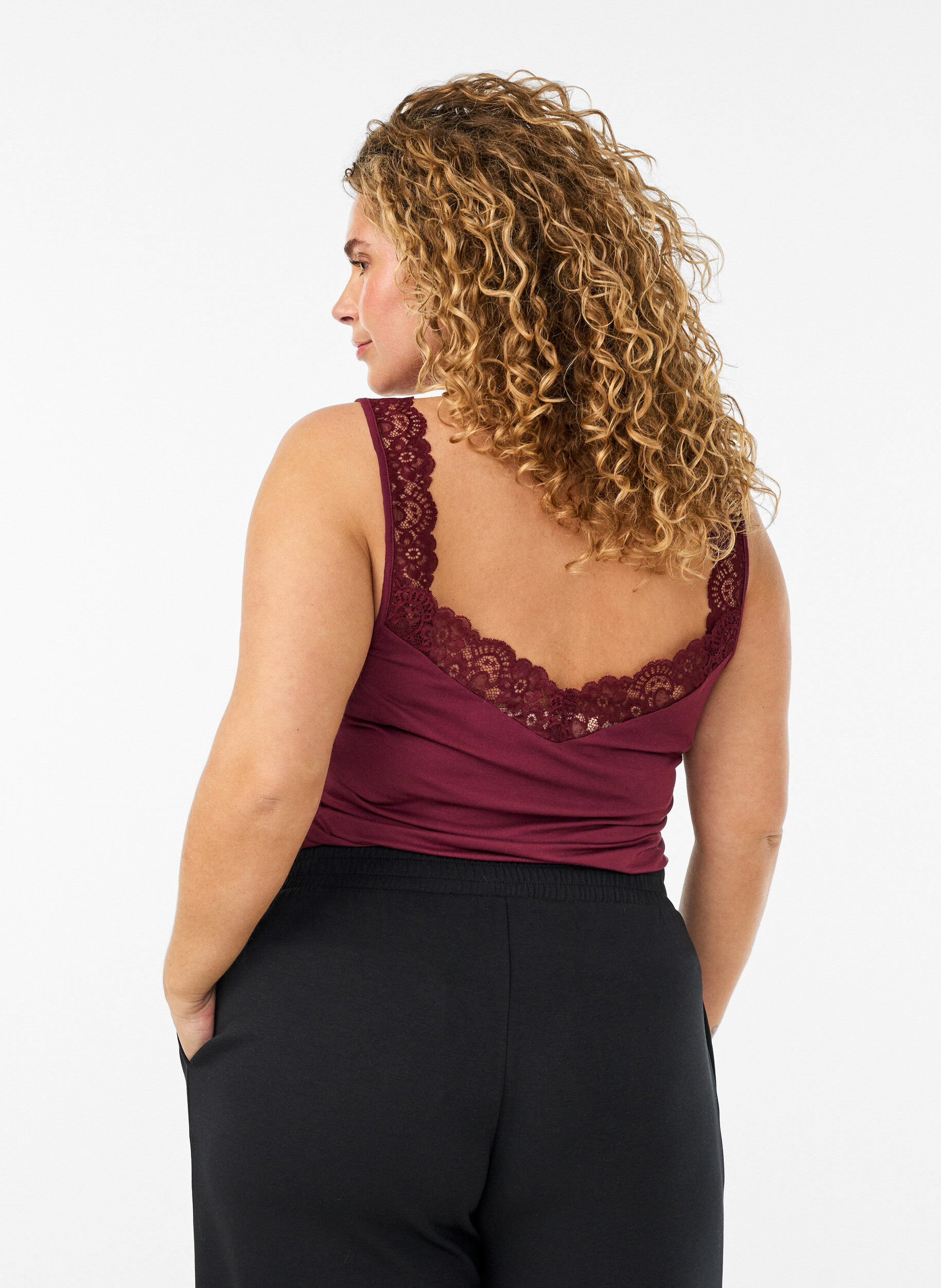 ZizziViscose top met kanten rand, Rood, Model image number 2