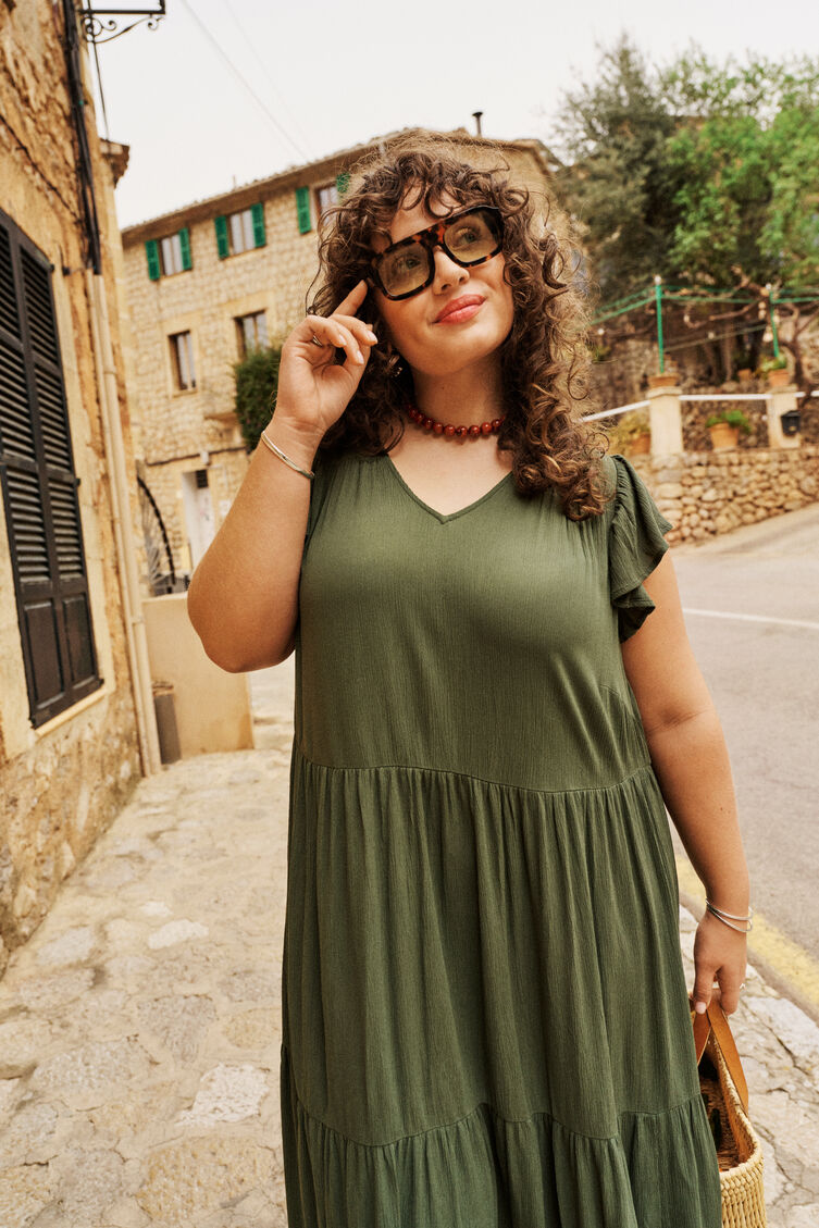 Olijfgroene bohemienstijl met warmte, , Model