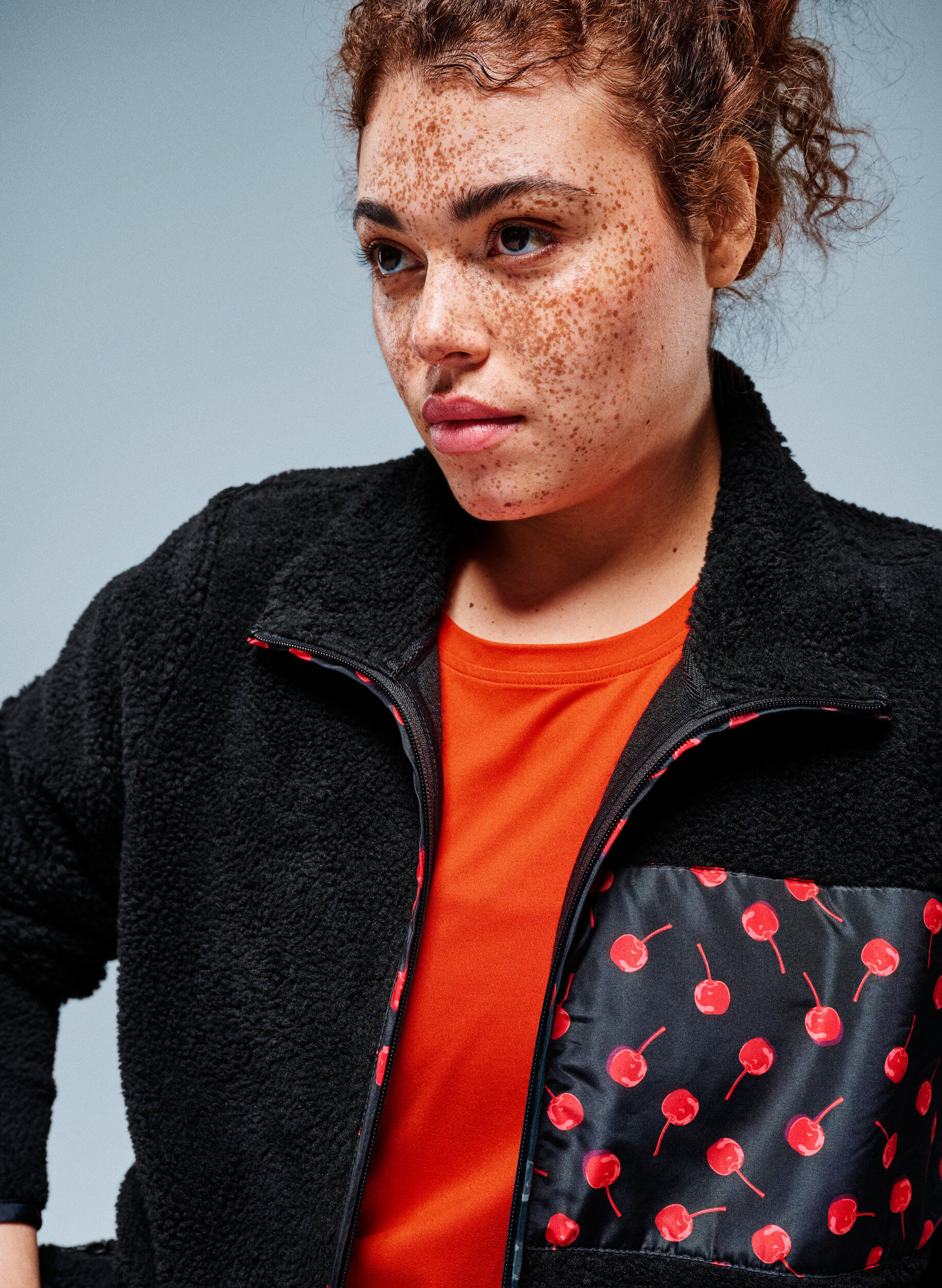 ZizziTeddy-fleece jack met kersendetails, Zwart, Image image number 0