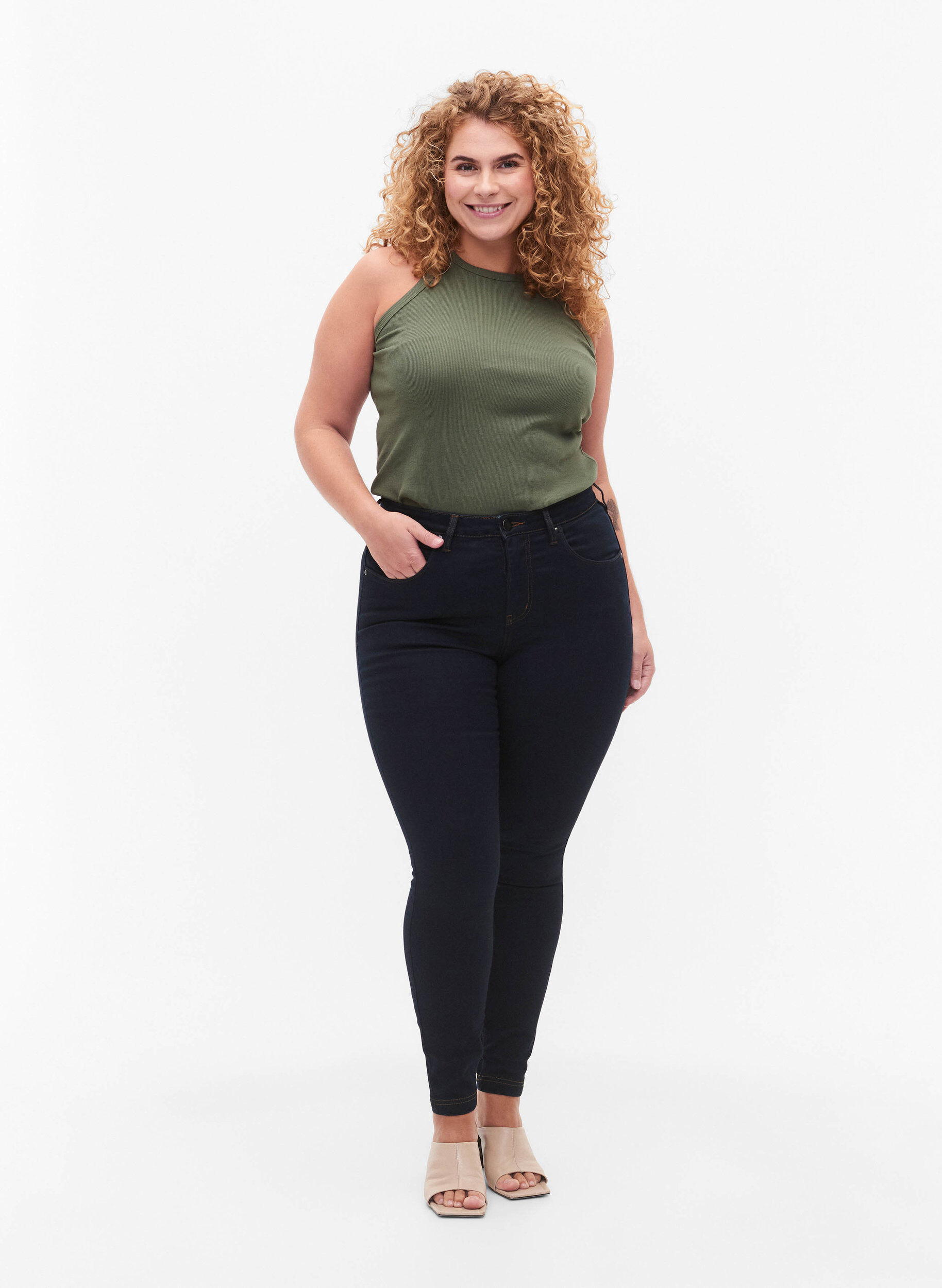 Super slim Amy jeans met hoge taille, Tobacco Un, Model