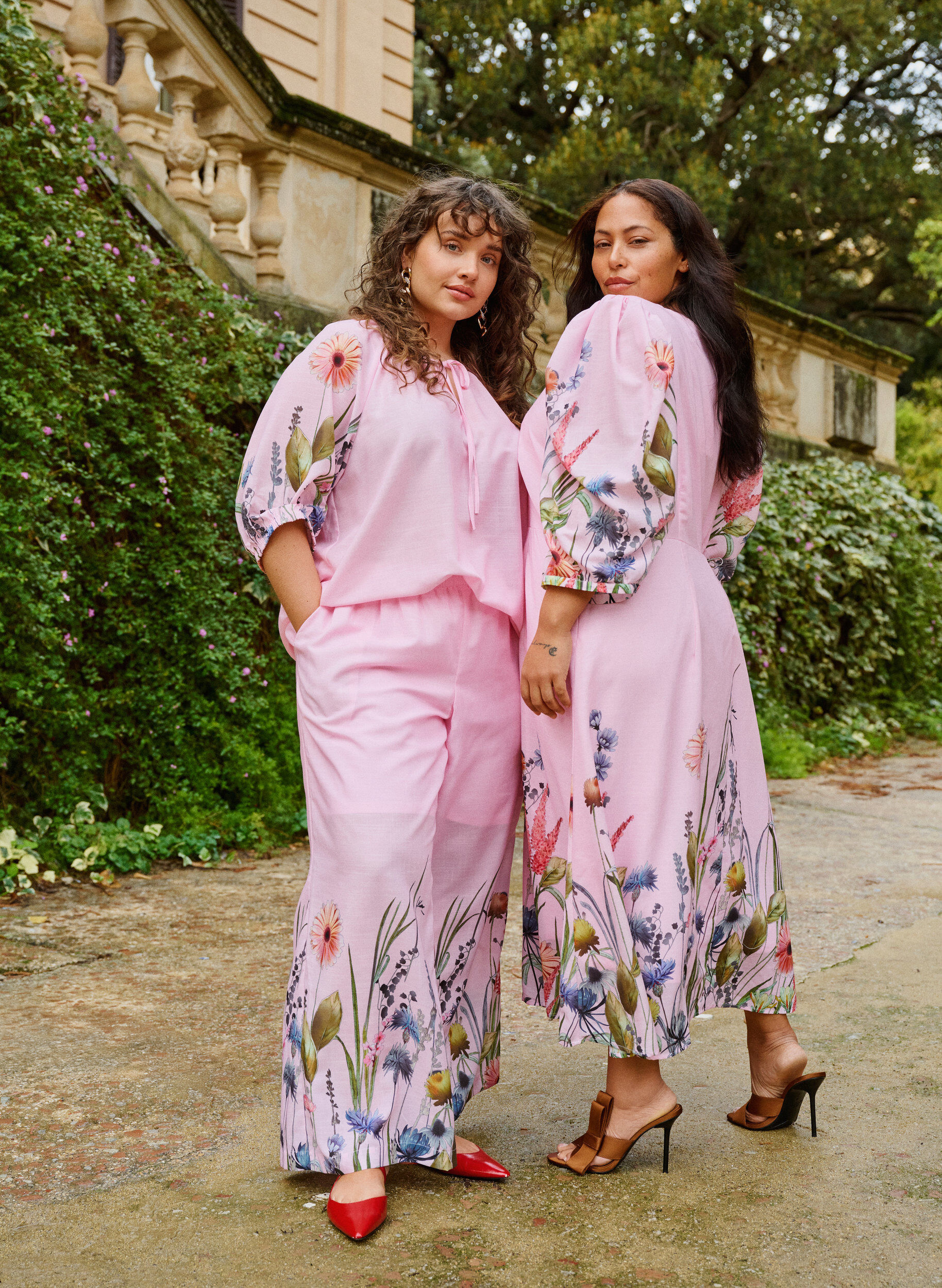 ZizziBroek met bloemenprint en wijde pijpen, Roze, Image image number 0