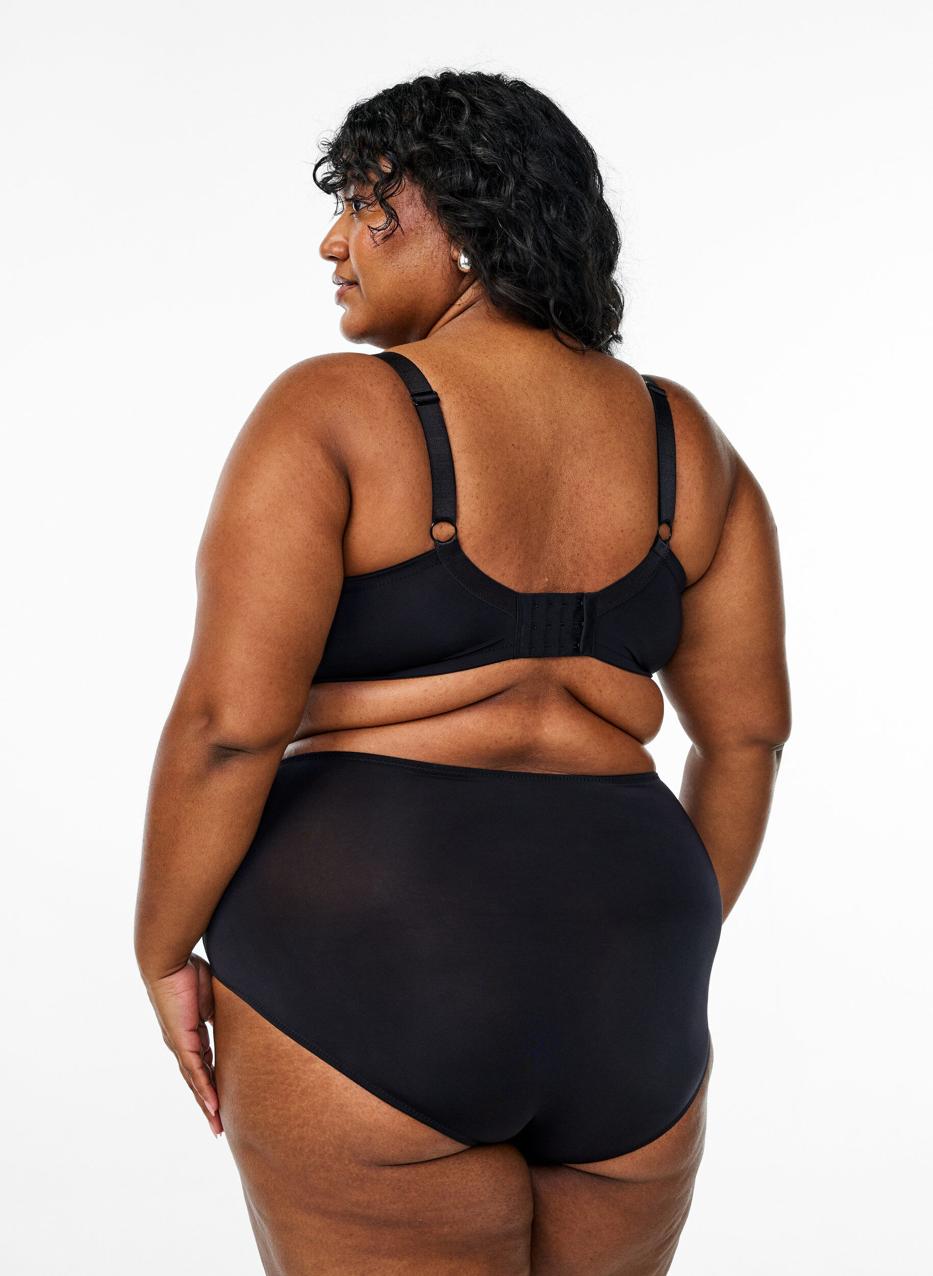 ZizziMicrovezel slips met bloemenborduursel, Zwart, Model image number 1