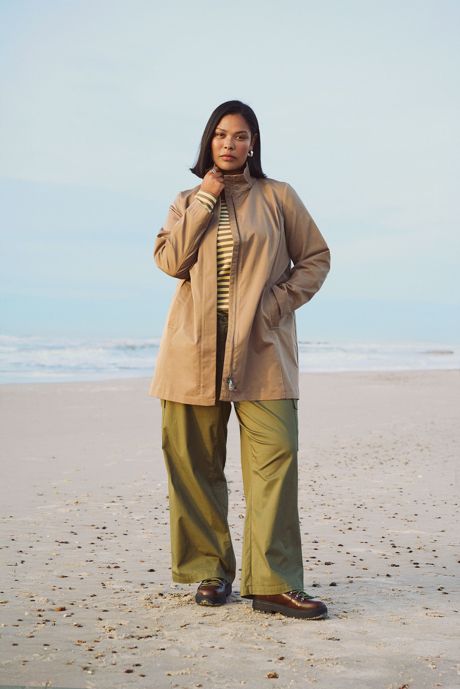 Lichte overgangsjas, , Model