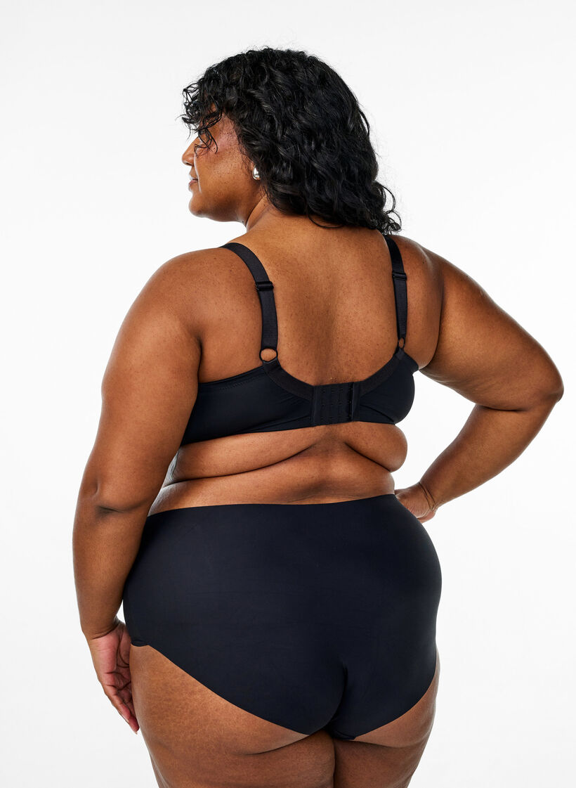 Voorgevormde bh in microvezel met satijndetail, Zwart, Model image number 2