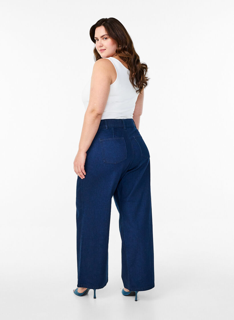 High-waisted jeans met wide fit, Unwashed, Model