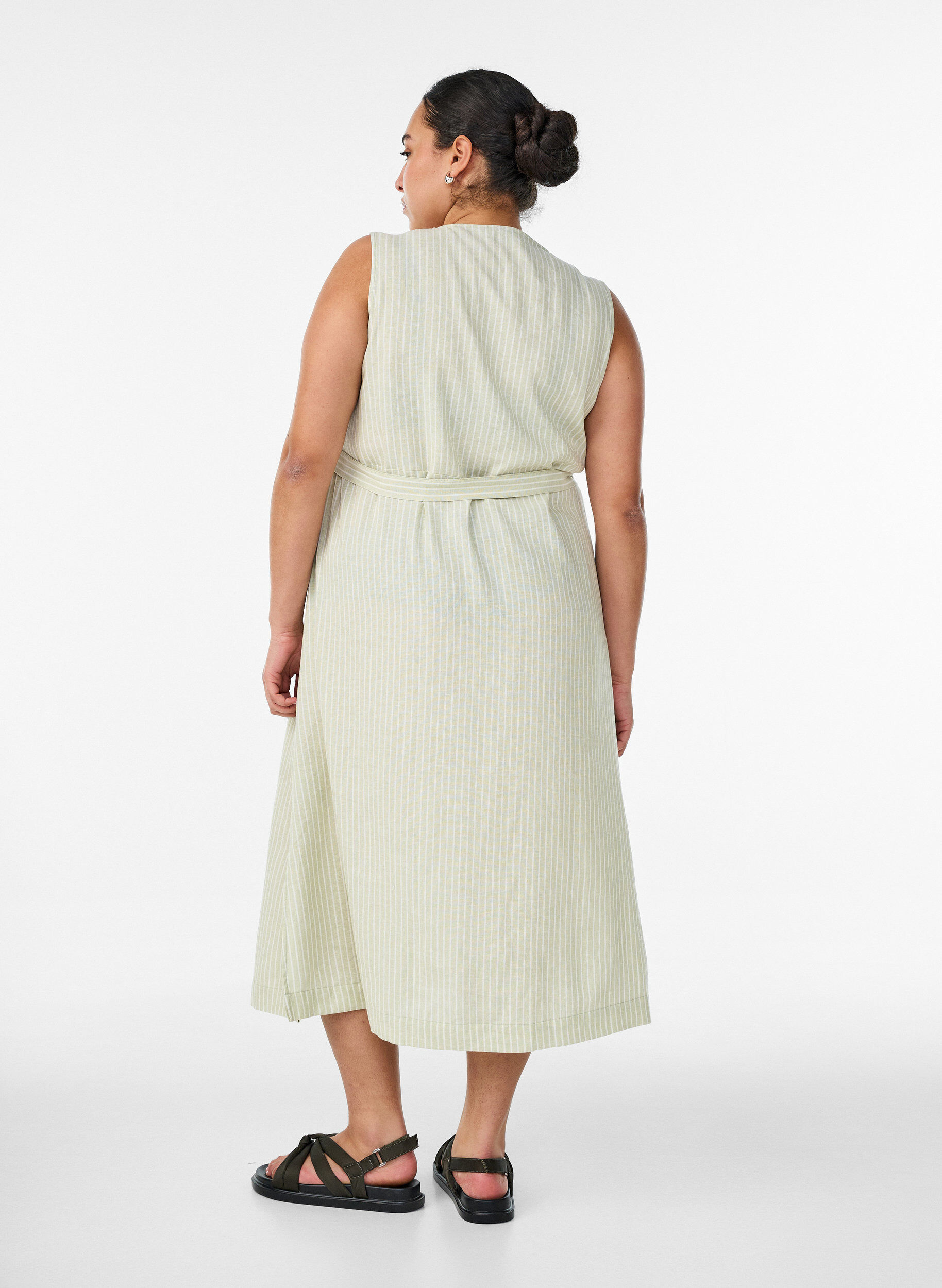 ZizziMouwloze gestreepte midi jurk in linnen en viscose, Groen, Model image number 1