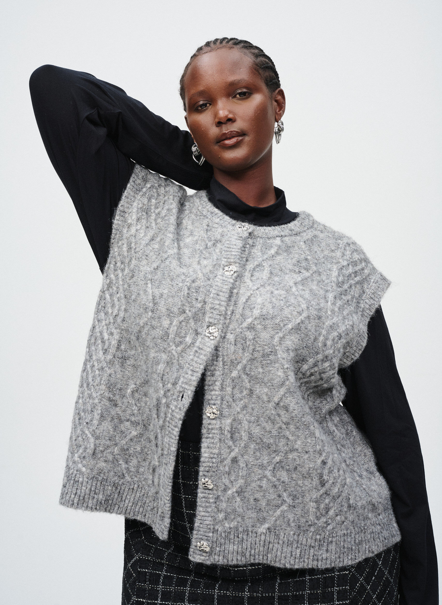 ZizziGebreid vest met patroon en decoratieve knopen, Grijs, Image image number 0